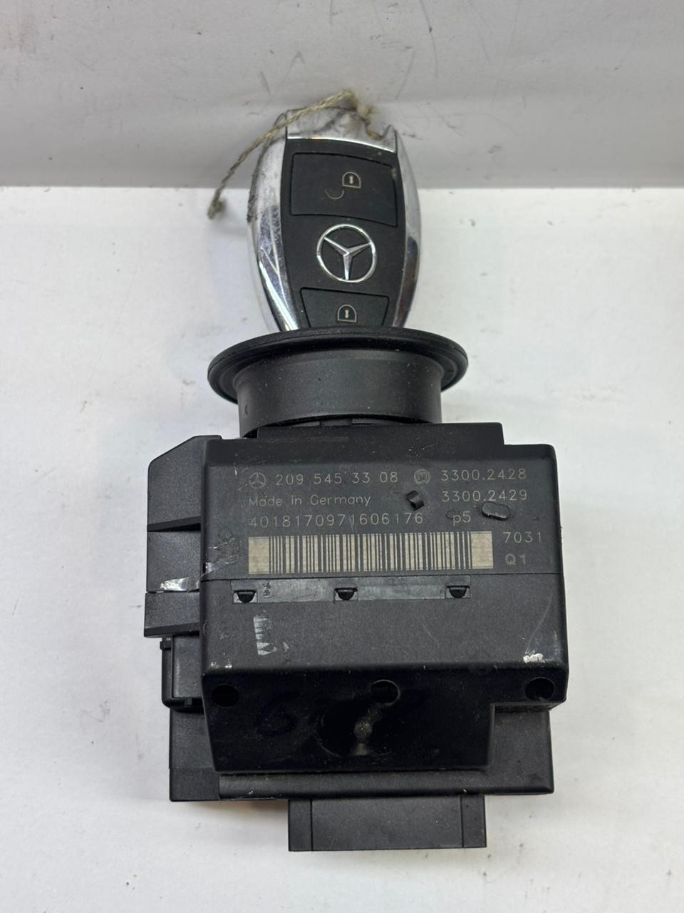 Mercedes EZS ESL ELV A2095453308 Ignition Switch Start Module