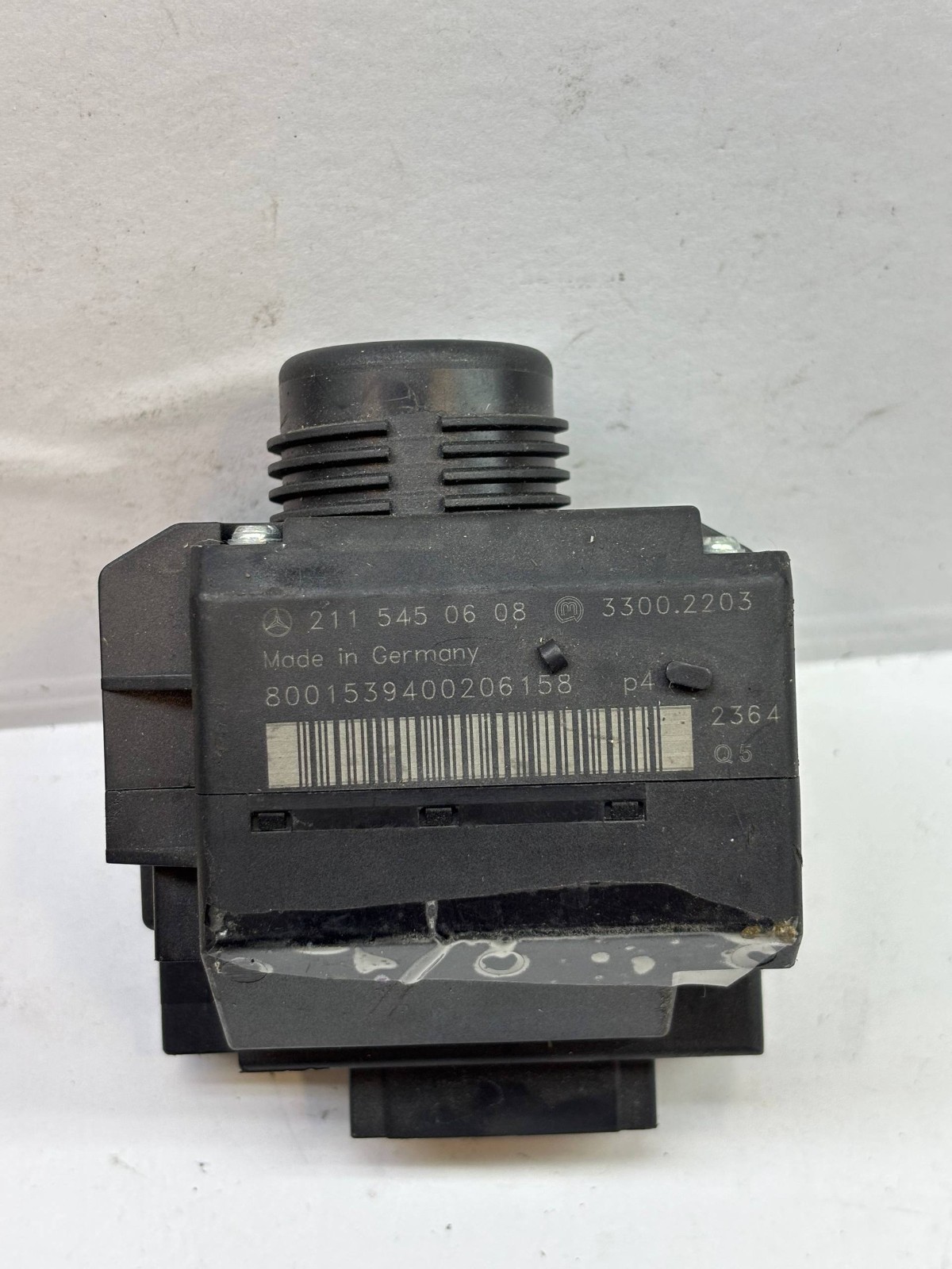 Mercedes EZS ESL ELV A2115450608 Ignition Switch Start Module