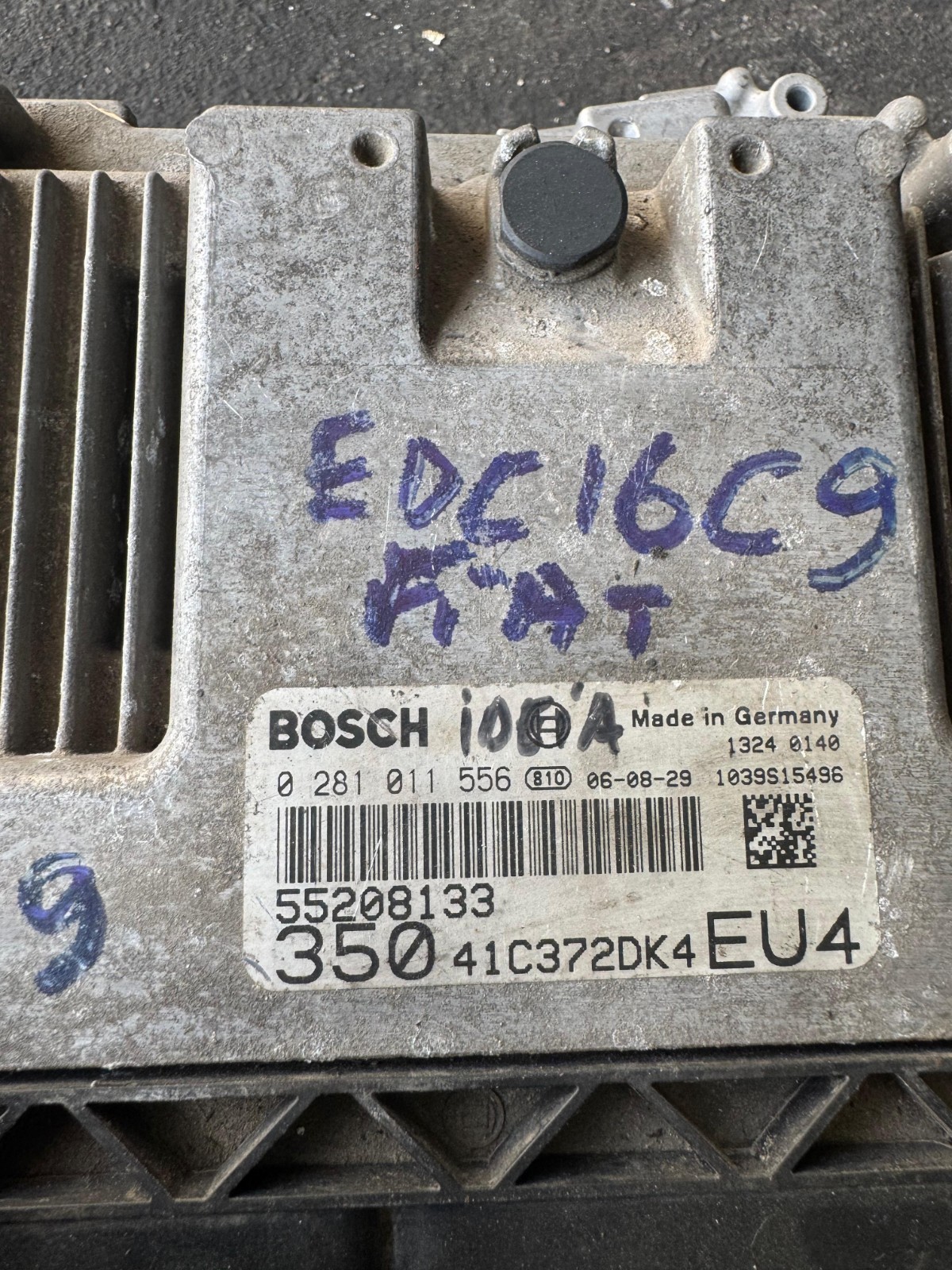 Bosch ECU 55208133 EDC16C9 0281011556 Engine Control Unit
