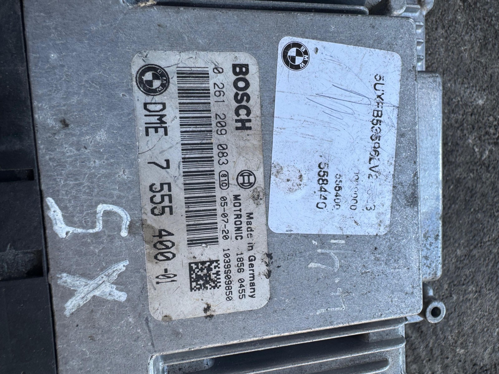 Bosch ECU DME7555400 ME9.2.2 0261209083 Engine Control Unit