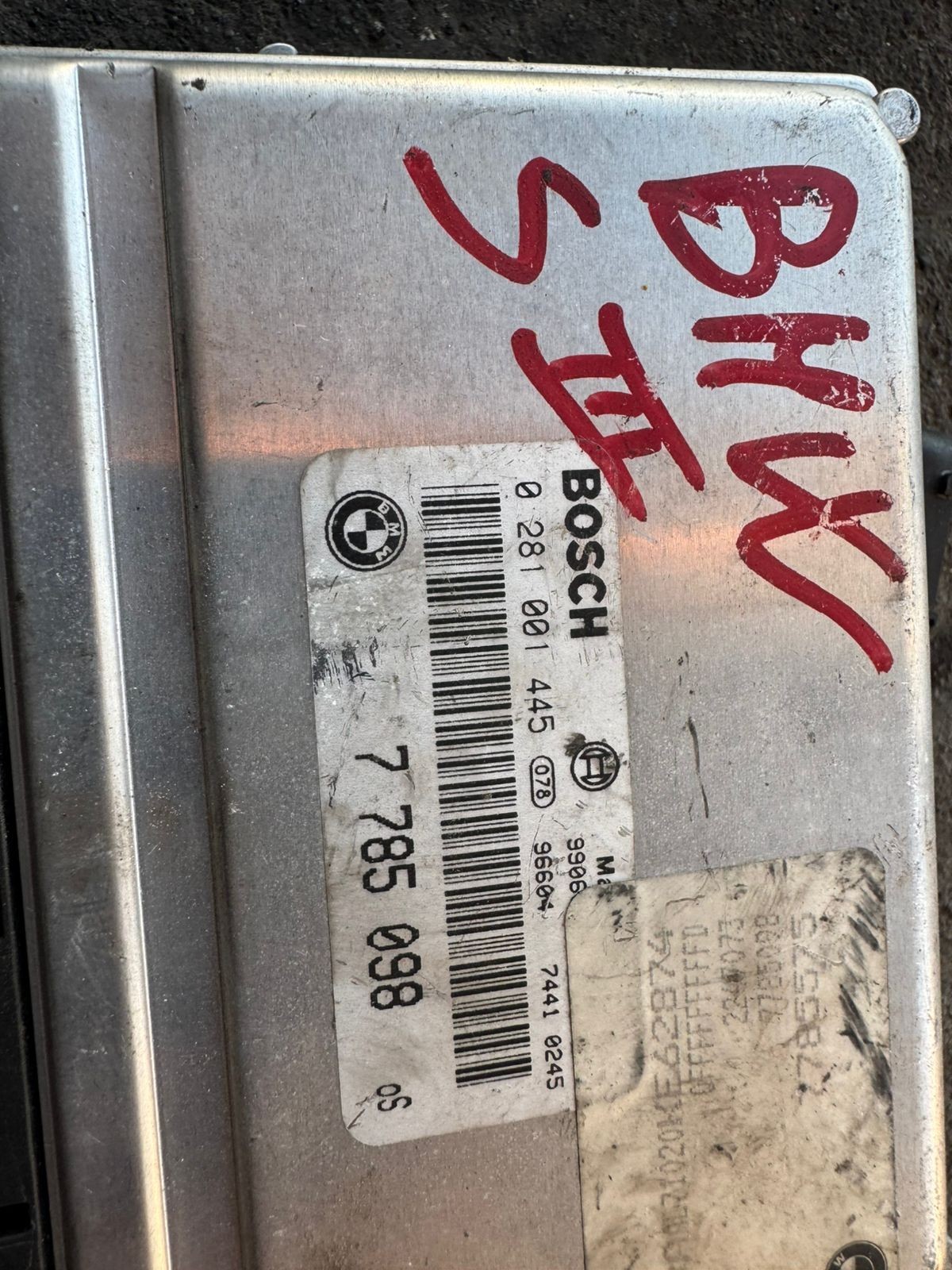 7785098 Bosch EDC15 0281001445 Diesel Engine Control Unit ECU