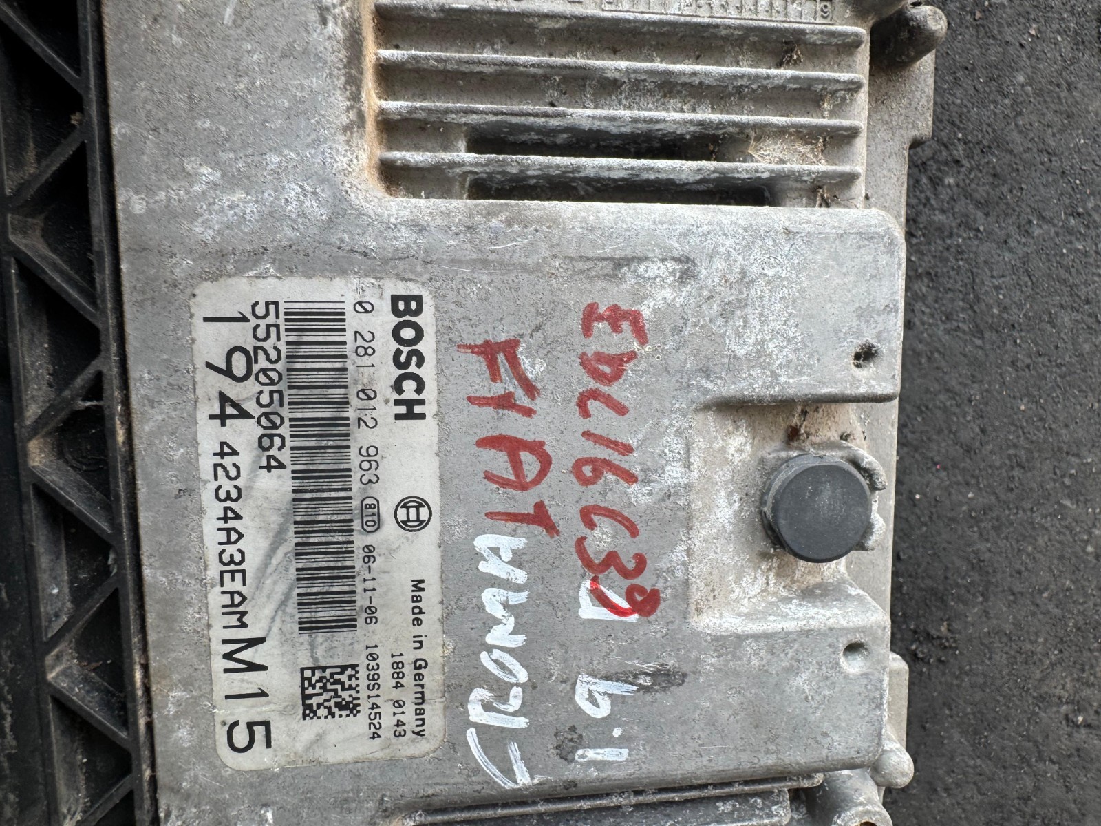 Bosch ECU 55205064 EDC16C39 0281012963 Engine Control Unit