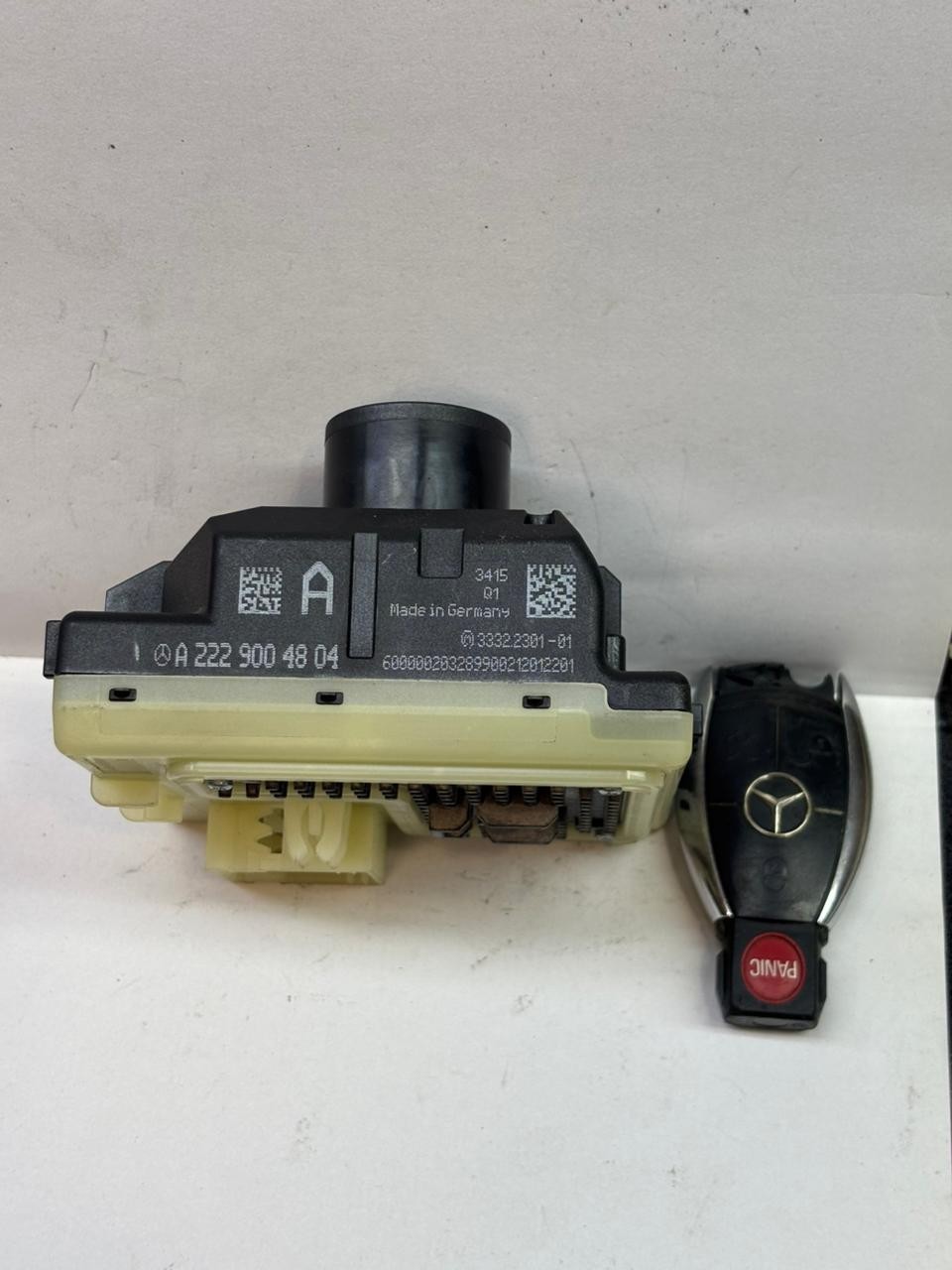 Mercedes EZS ESL ELV A2229004804 Ignition Switch Start Module