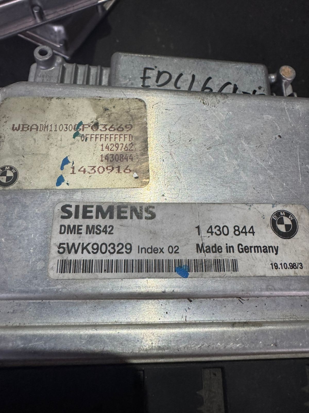 1430844 Siemens VDO 5WK90329 Petrol Engine Control Unit