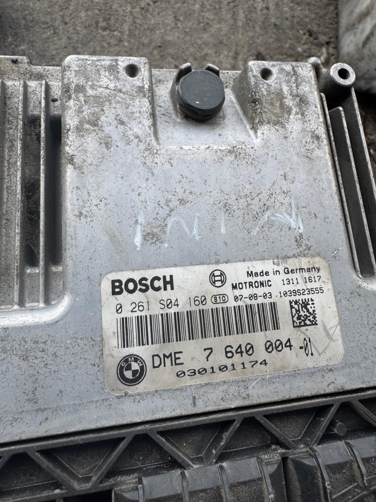 DME7640004 01 Bosch MEV17.2 0261S04160 Engine Control Unit