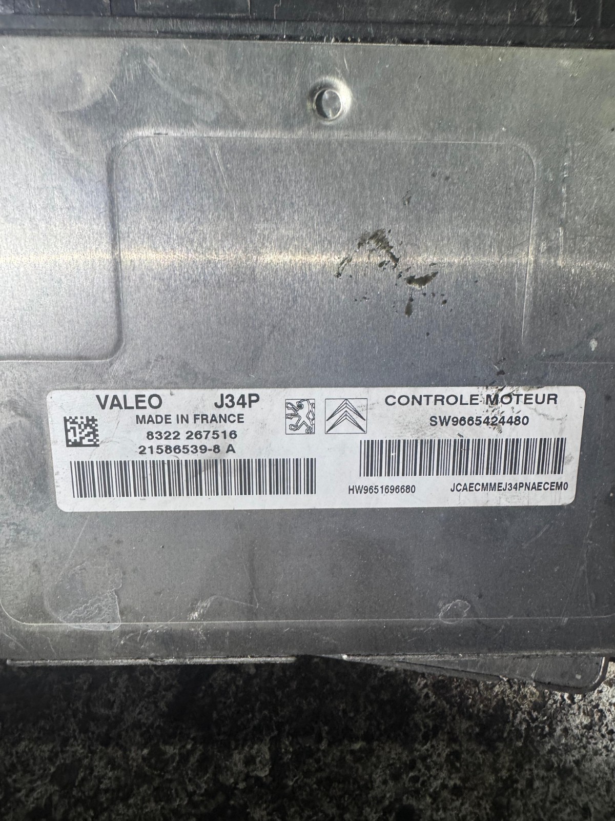 Valeo J34P ECU 21586539 8A SW9665424480 Engine Control Unit