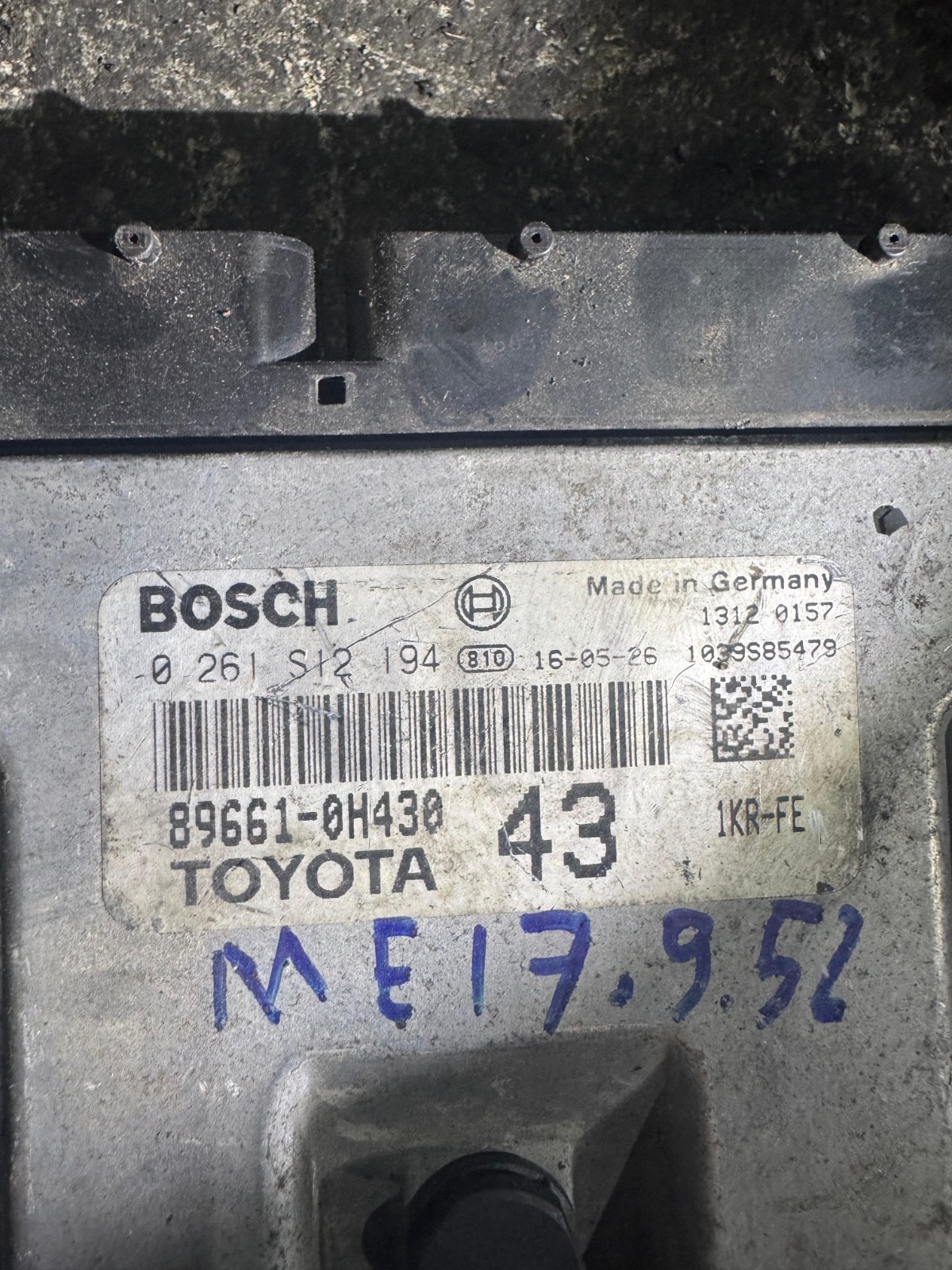 Bosch ECU 89661 0H430 0261S12194 Engine Control Unit