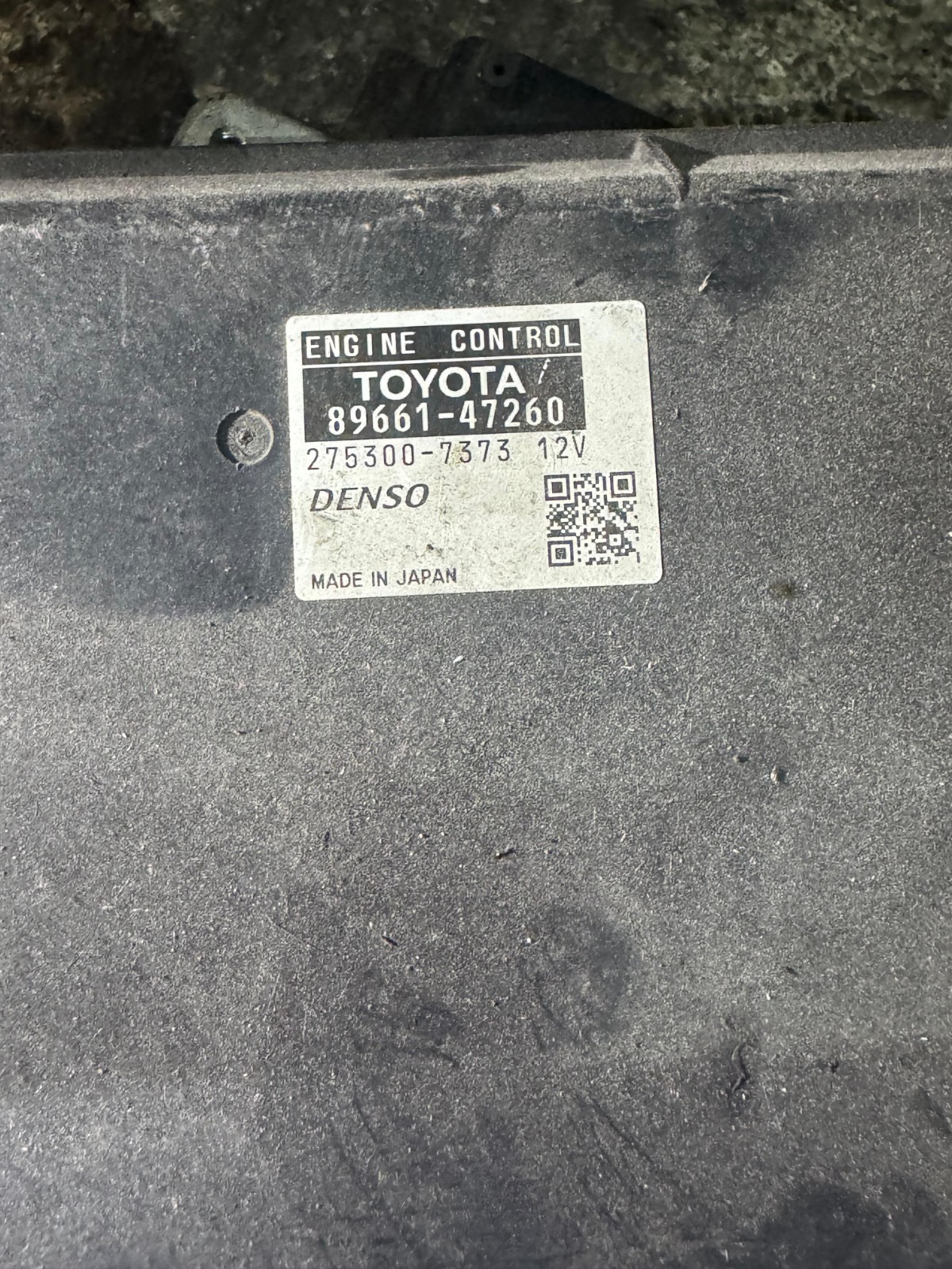 Denso ECU 89661 47260 275300 7373 Engine Control Unit