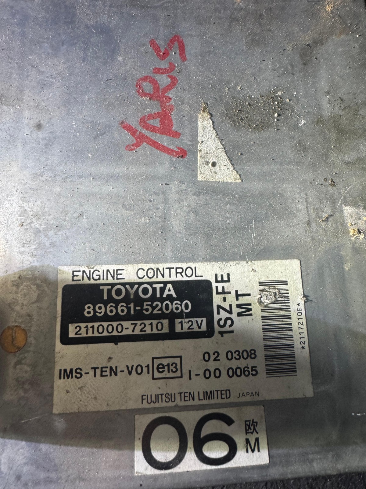Denso ECU 89661 52060 2110007210 Engine Control Unit
