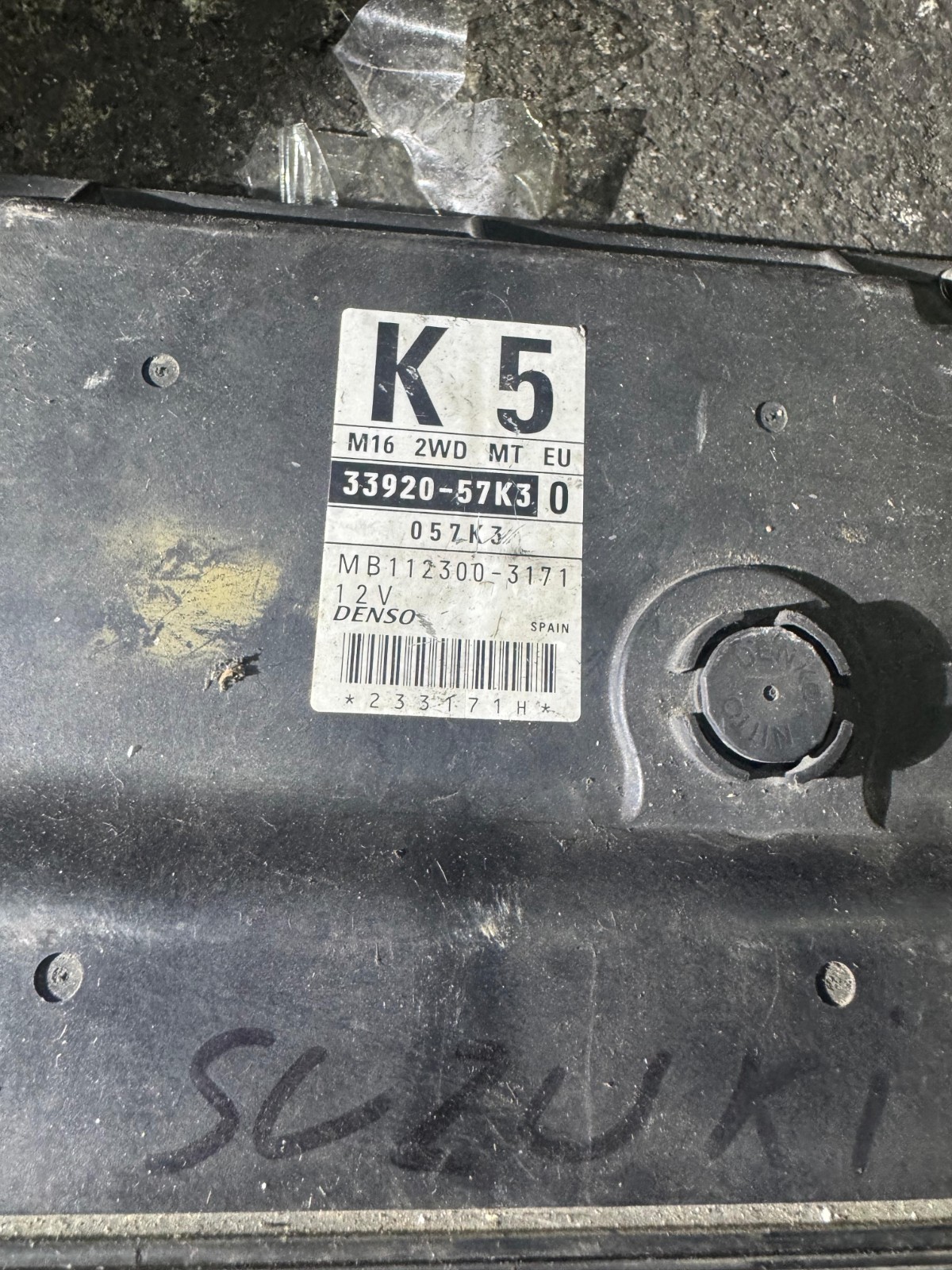 Denso ECU 33920 57K3 0 MB112300 3171 Engine Control Unit