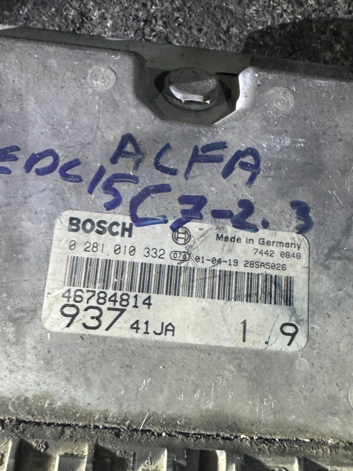 Bosch ECU 46784814 0281010332 Engine Control Unit