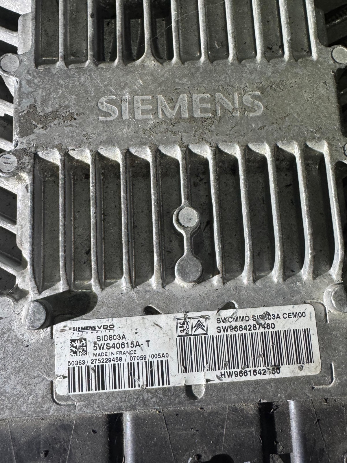 5WS40615A T Siemens VDO SID803A SW9664287480 Engine ECU