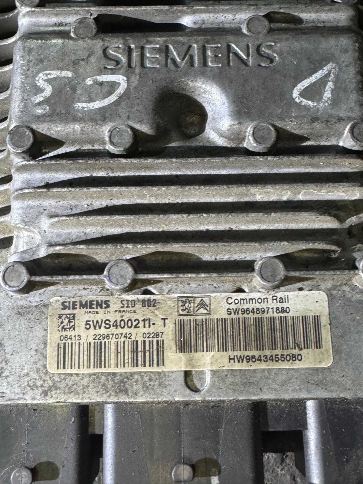 5WS40021I T Siemens SID802 SW9648971880 Engine ECU Control