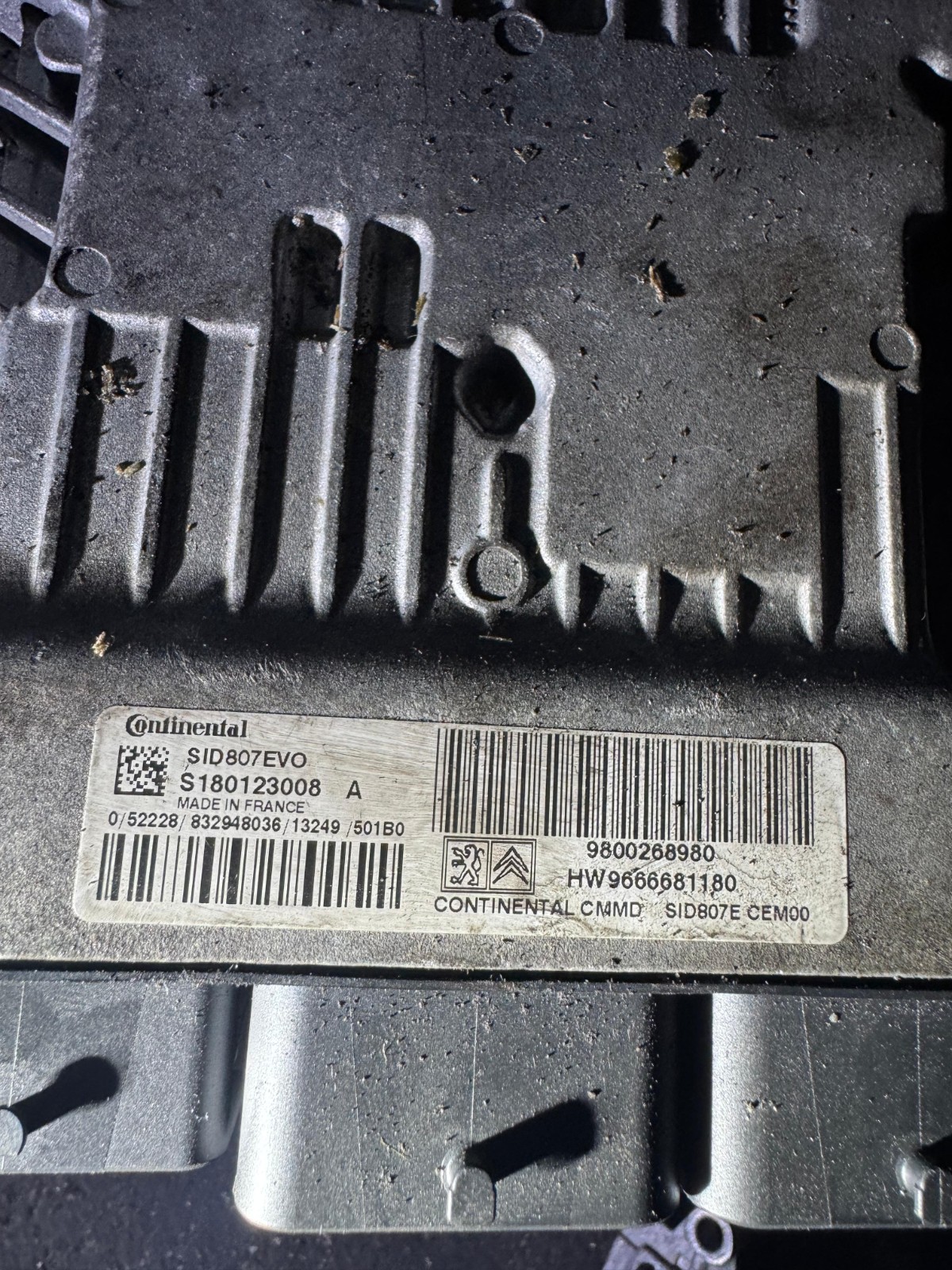 S180123008 A Continental SID807EVO 9800268980 Engine Control Unit ECU
