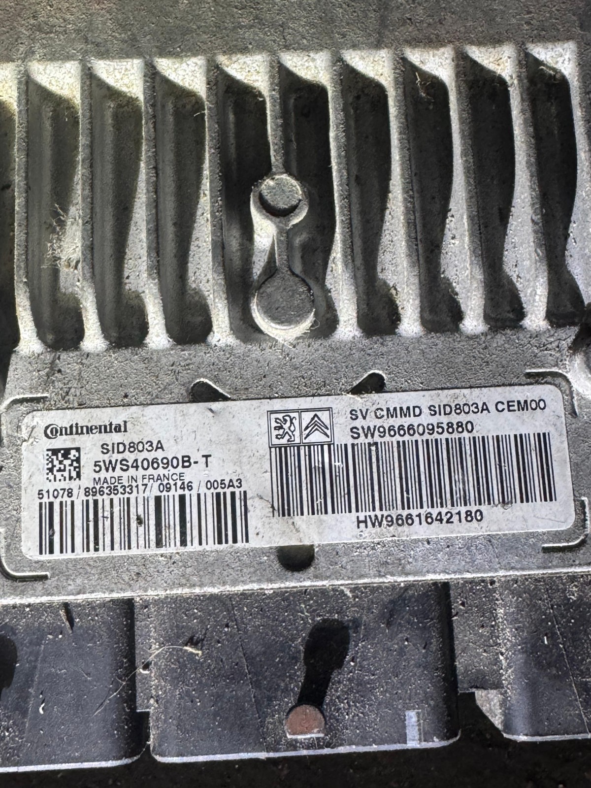 5WS40690B T Continental SID803A SW9666095880 Engine ECU