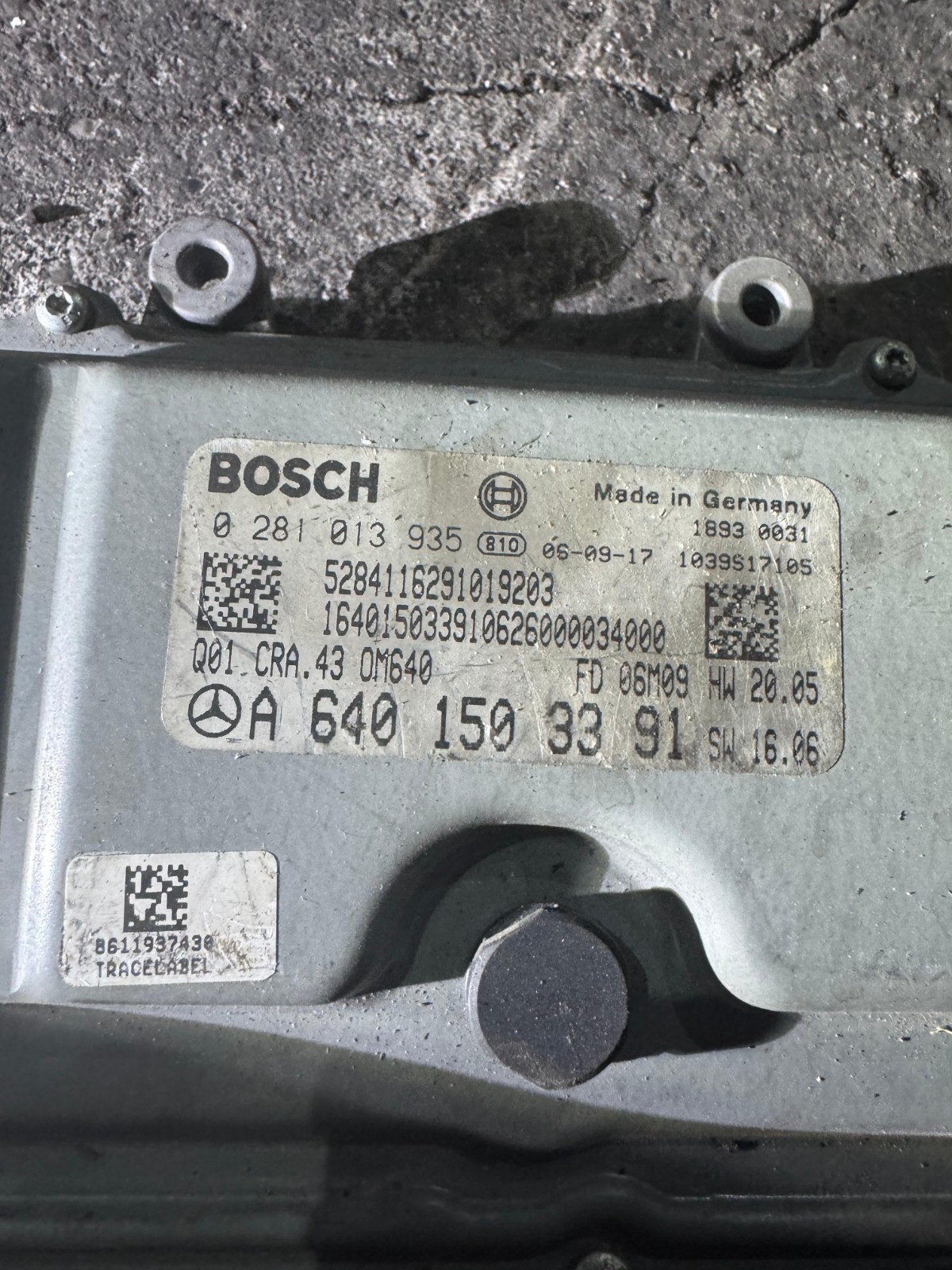 A6401503391 Bosch EDC16C32 0281013935 Mercedes CDI Engine ECU