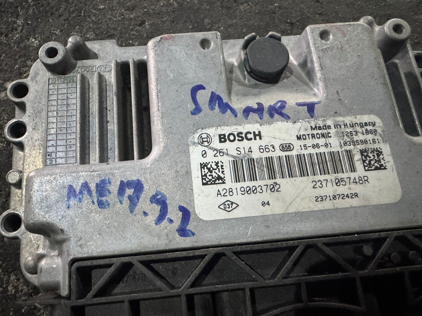 A2819003702 Bosch ME17.9.20 0261S14663 Renault Samsung Engine ECU