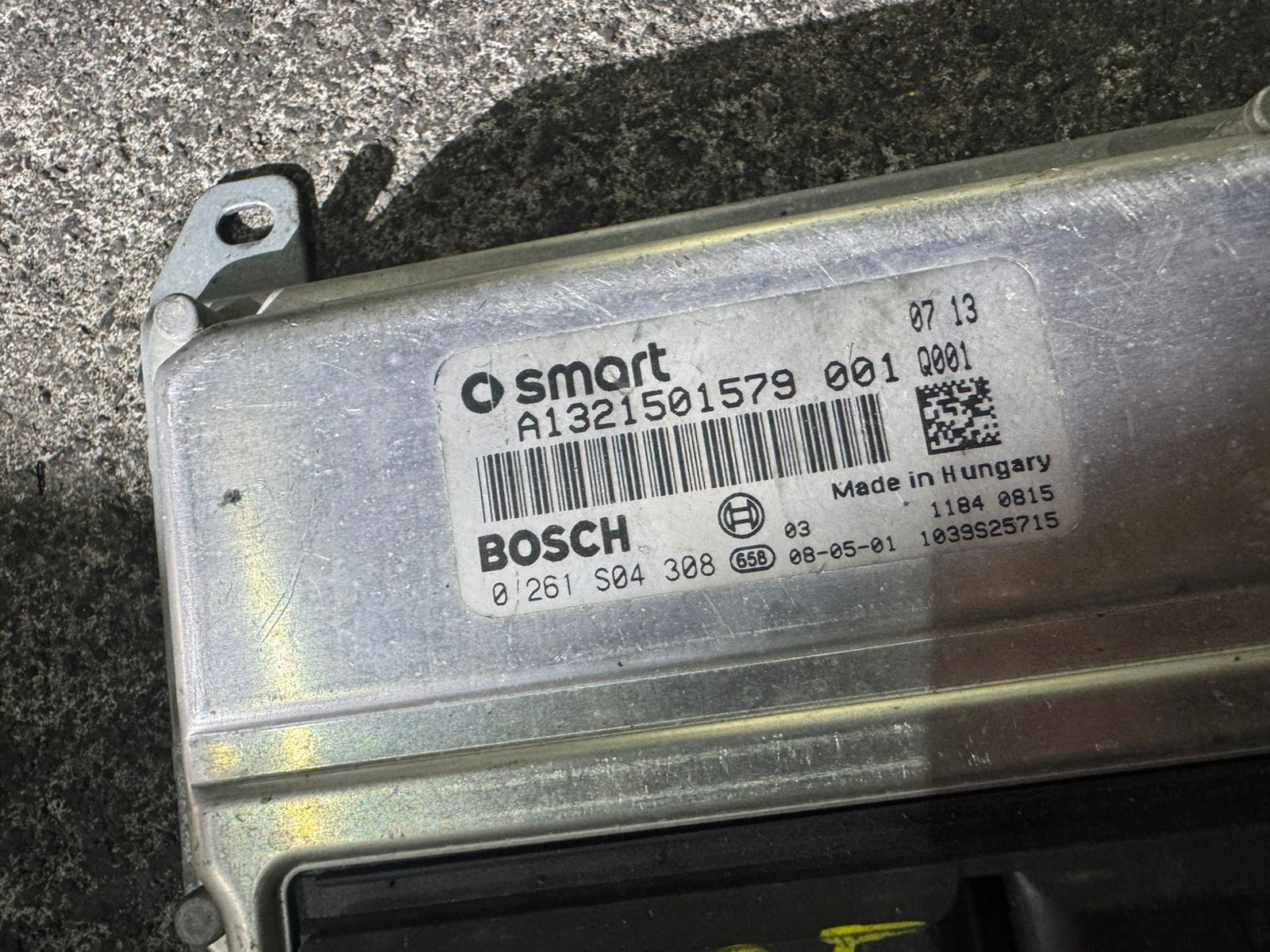 A1321501579 001 Bosch 0261S04308 Mercedes Engine Control Unit