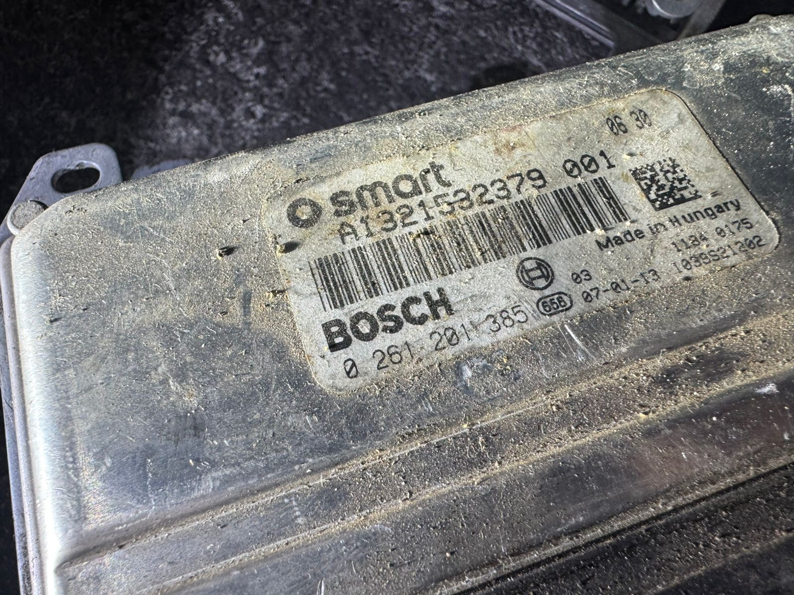 A1321532379 001 Bosch 0261201385 Mercedes Engine ECU
