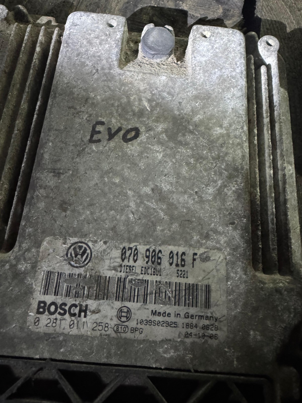 03G906016F Bosch EDC16U1 0281011258 VW Audi Engine ECU