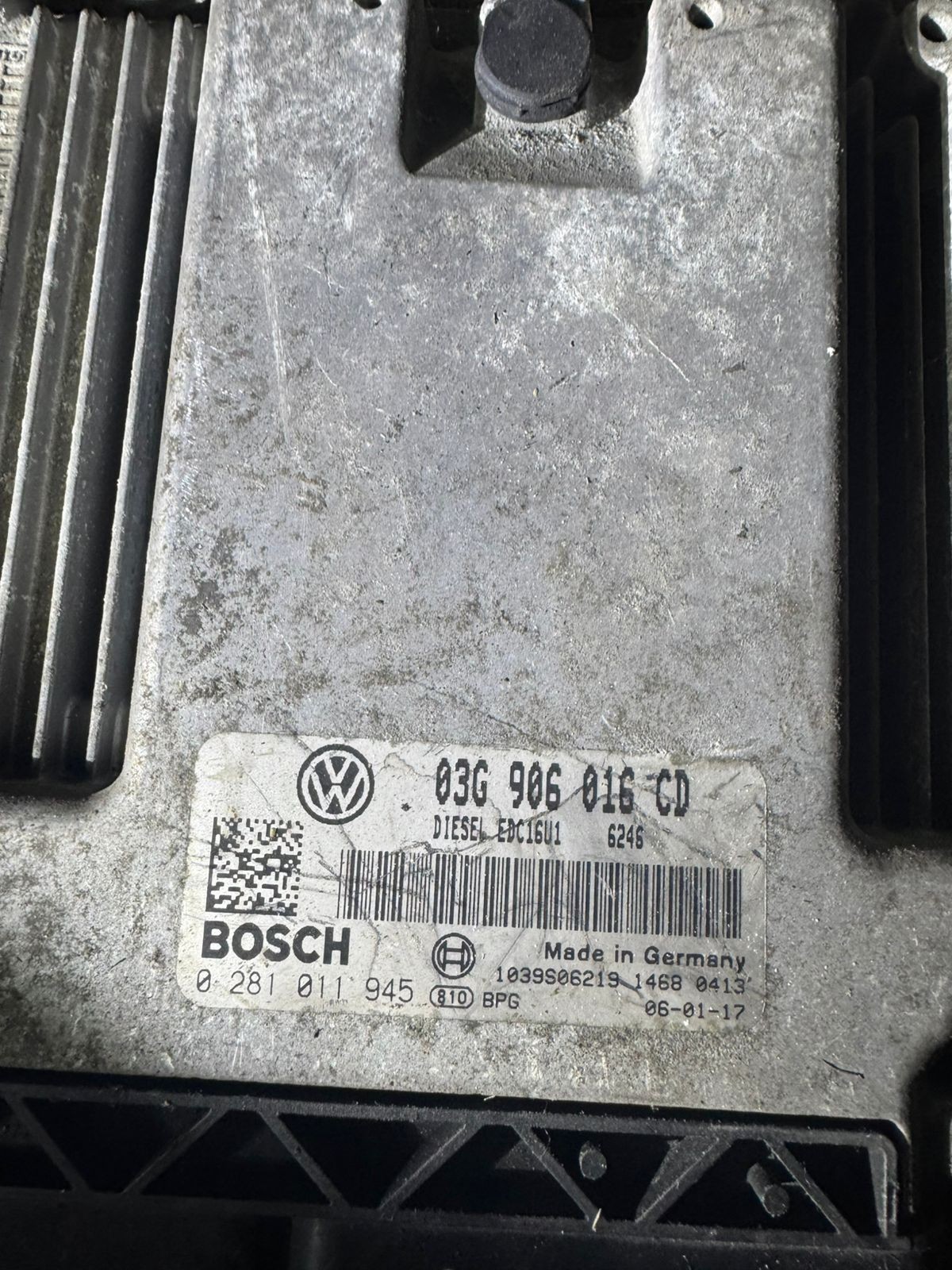 03G906016CD Bosch EDC16U1 0281011945 VW Audi Skoda Engine ECU