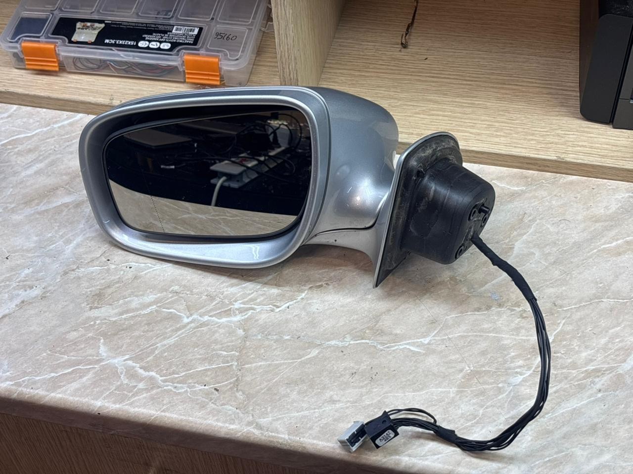 Mercedes W211 2008 Left Wing Mirror Silver Electric No Power Fold With Indicator