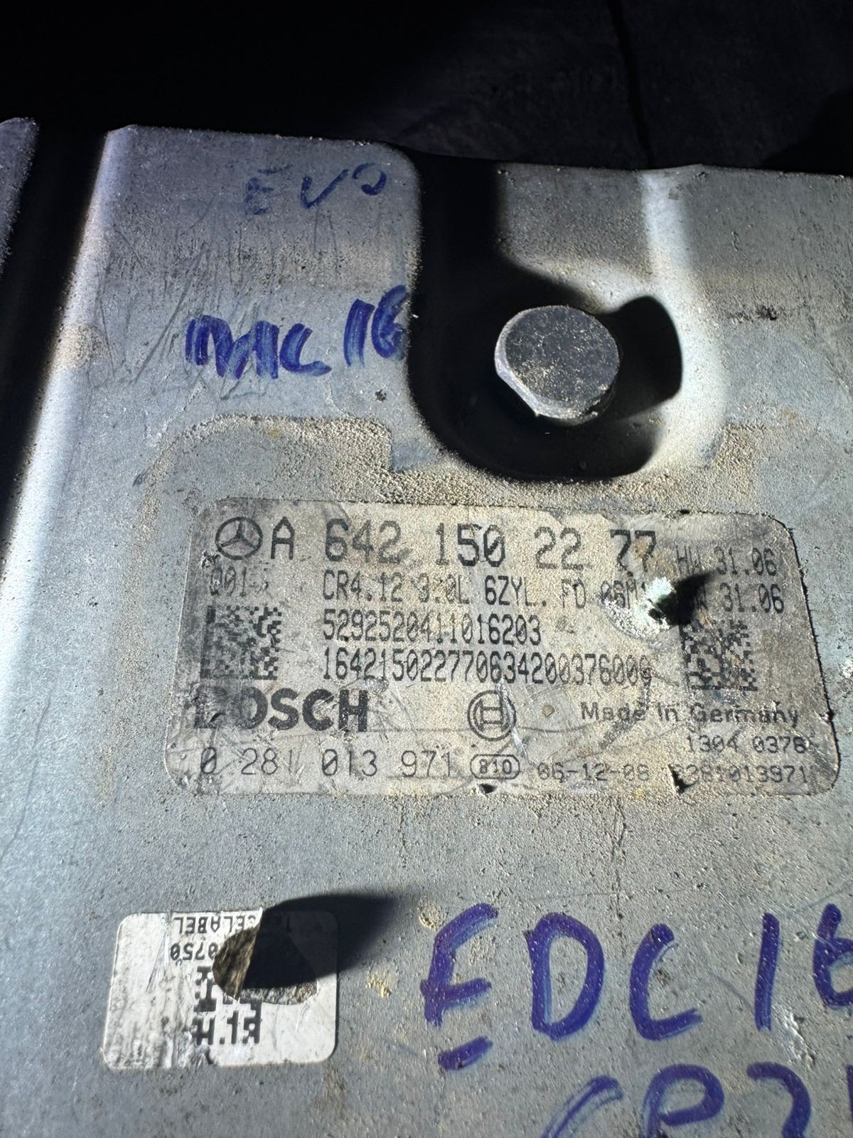 A6421502277 Bosch EDC16CP31 0281013971 Mercedes CDI Engine ECU