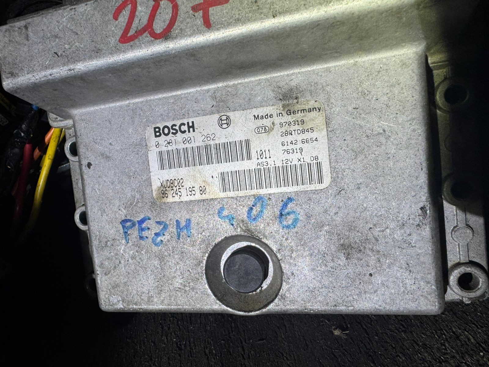9624519580 Bosch 0281001262 Peugeot Citroën Diesel Engine ECU