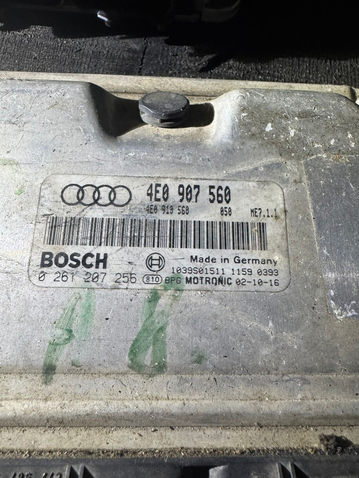 4E0907560 Bosch ME7.1.1 0261207256 Audi Engine Control Unit ECU