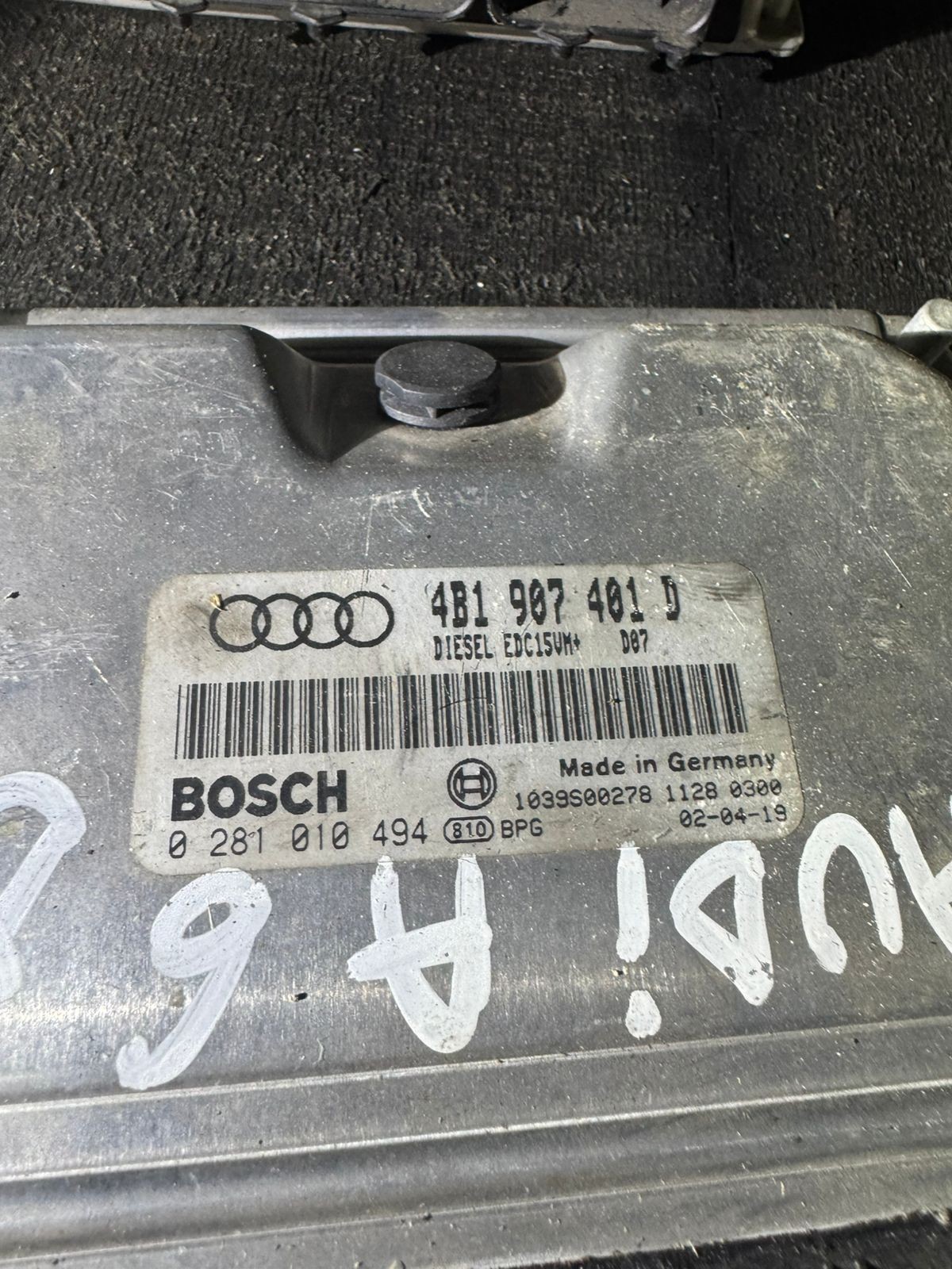 4B1907401D Bosch EDC15VM+ 0281010494 Audi Engine Control Unit ECU