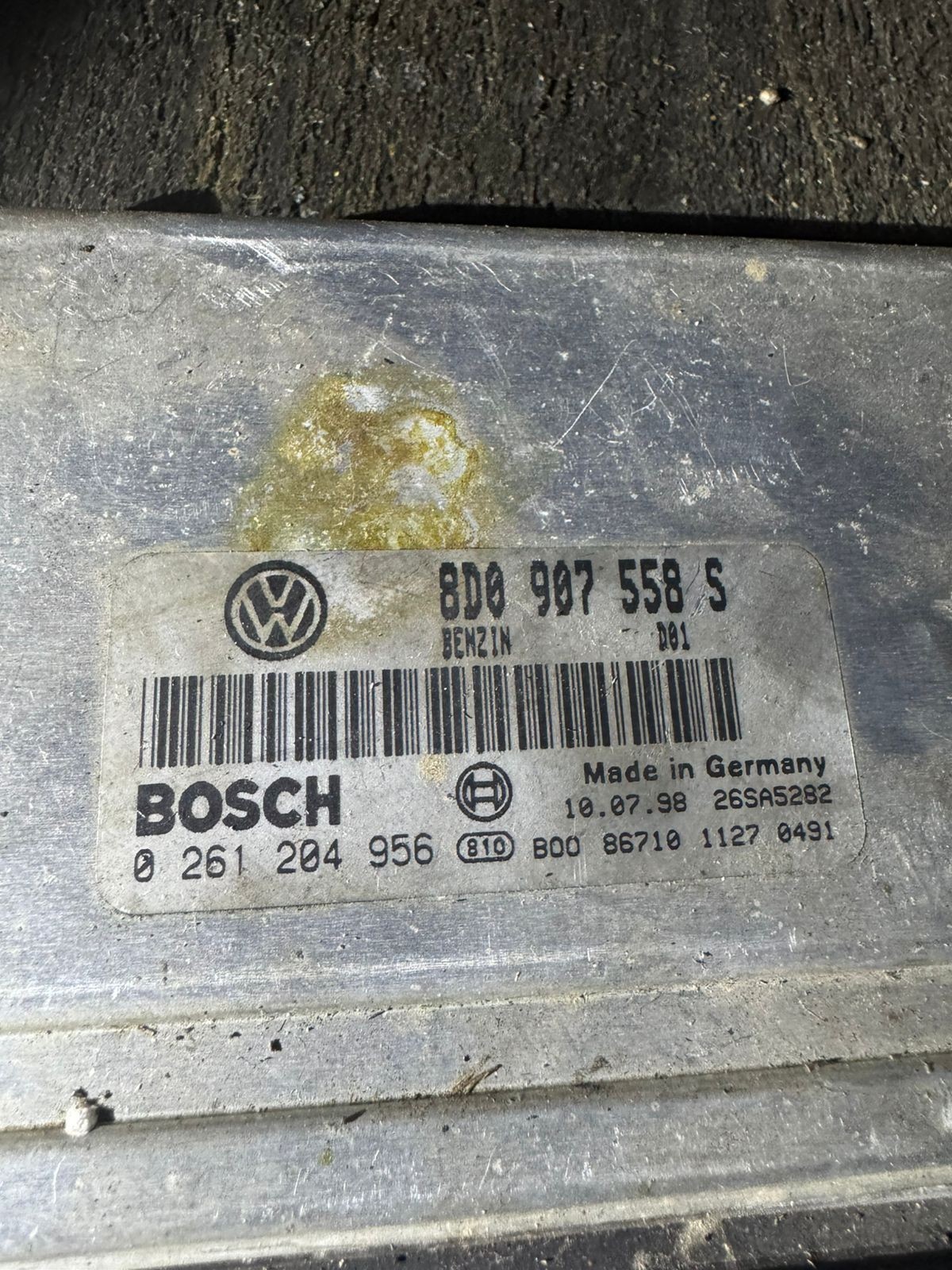 8D0907558S Bosch 0261204956 Audi Petrol Engine Control Unit