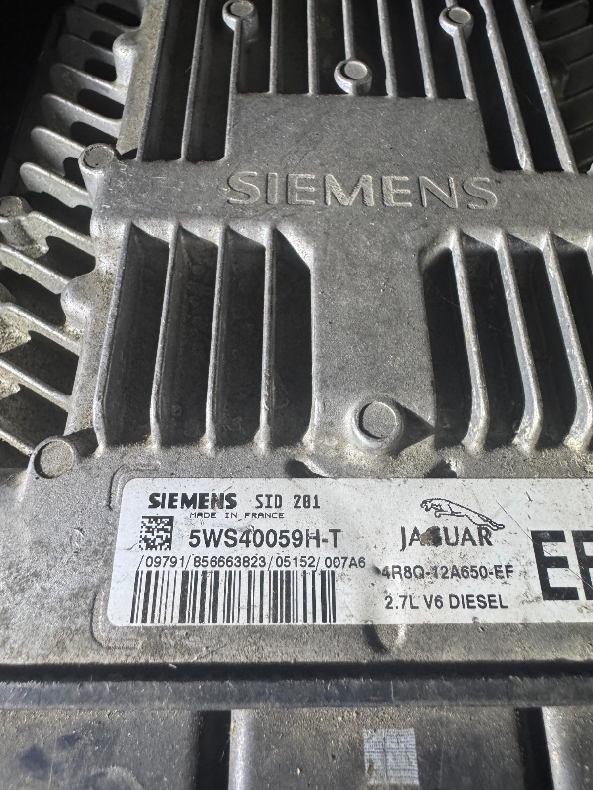 4R8Q 12A650 EF Siemens SID201 5WS40059H T Ford Engine ECU