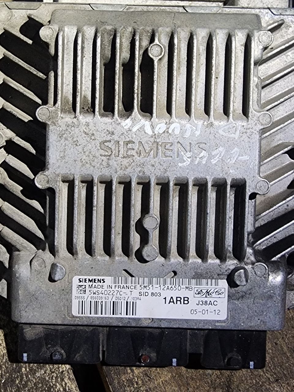 5M51 12A650 MB Siemens 1ARB J38AC SID803 5WS40227C T Ford ECU