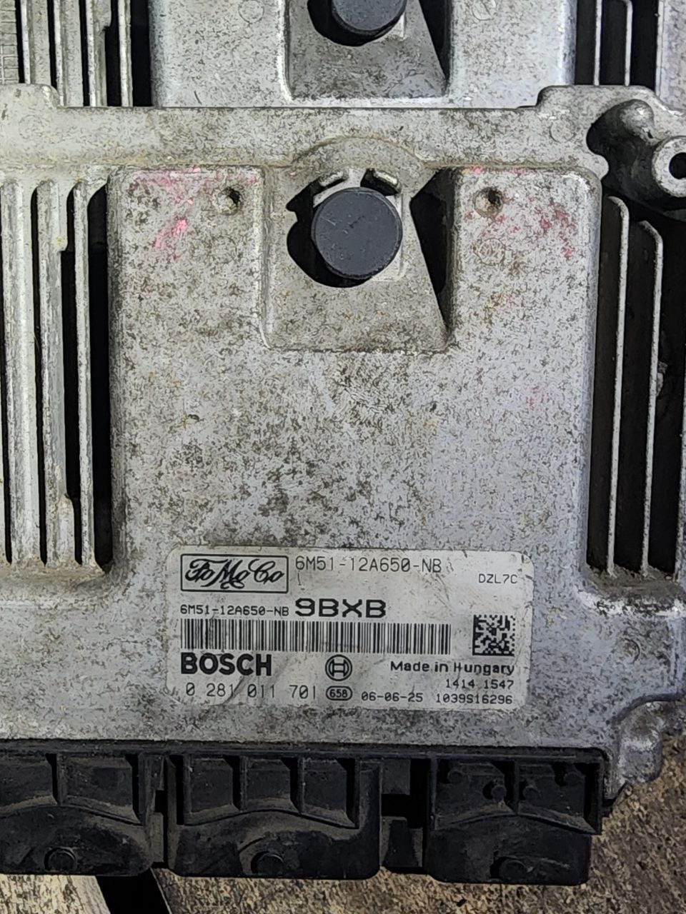 6M51 12A650 NB Bosch 9BXB 0281011701 Ford Engine Control Unit