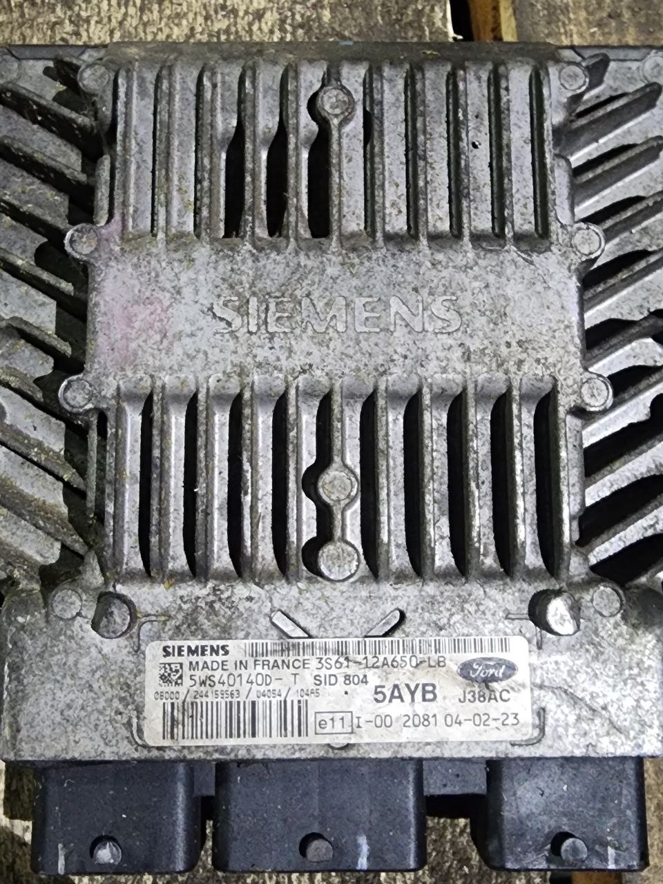 3S61 12A650 LB Siemens 5AYB J38AC SID804 5WS40140D T Ford Engine ECU