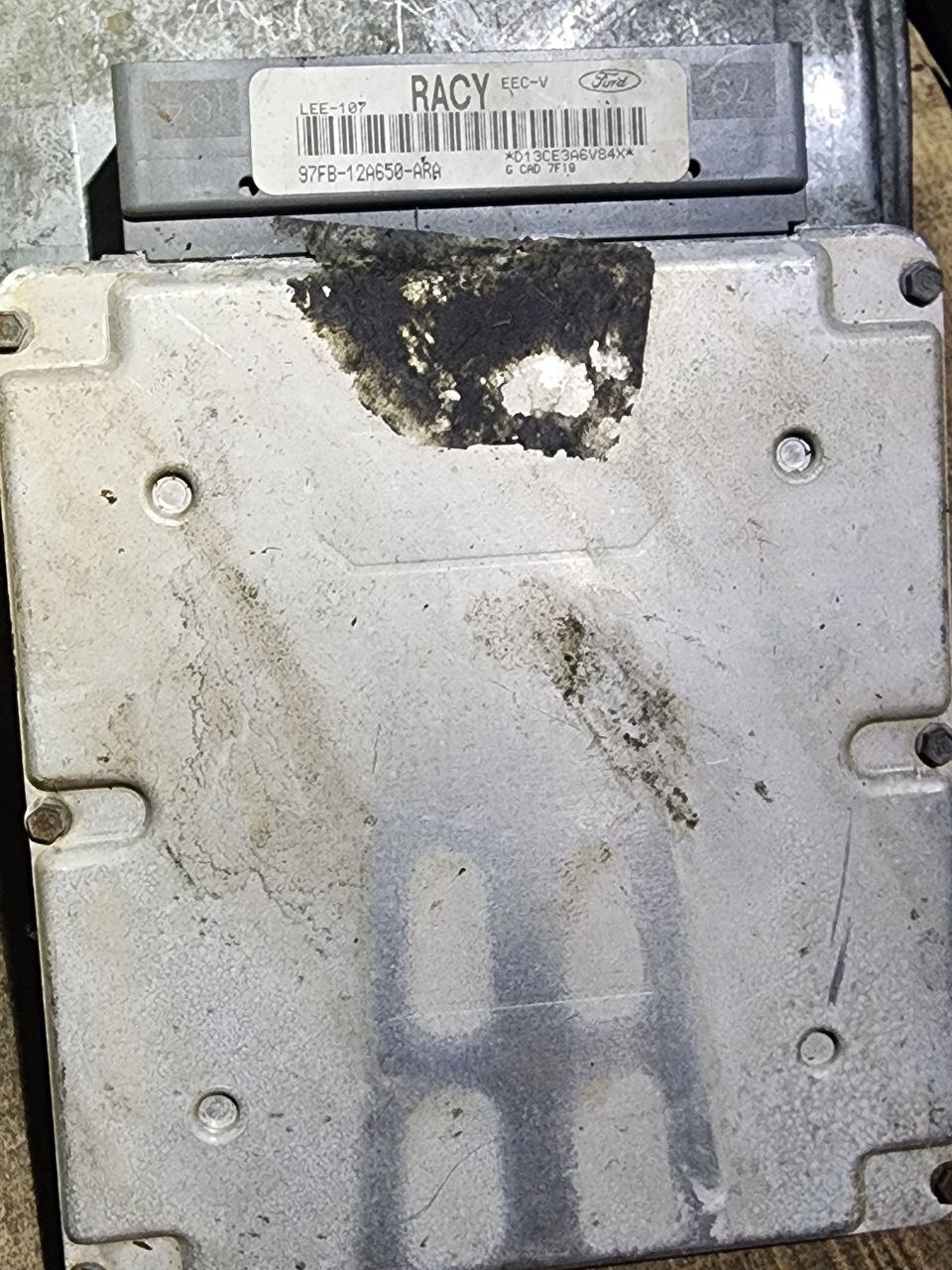 86FB 12A650 ARA RACY LEE107 Ford Engine ECU