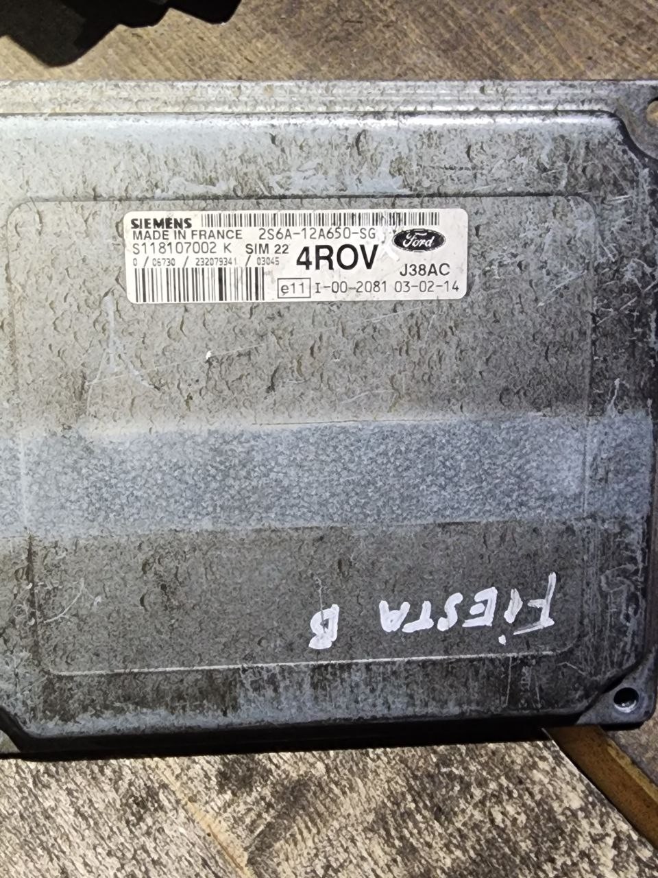 2S6A 12A650 SG Siemens 4ROV J38AC SIM22 S118107002K Ford ECU