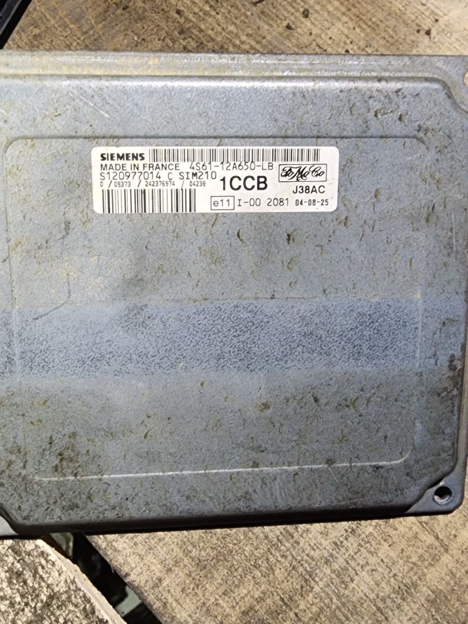 4S61 12A650 LB Siemens 1CCB J38AC SIM210 S120977014C Ford Engine ECU