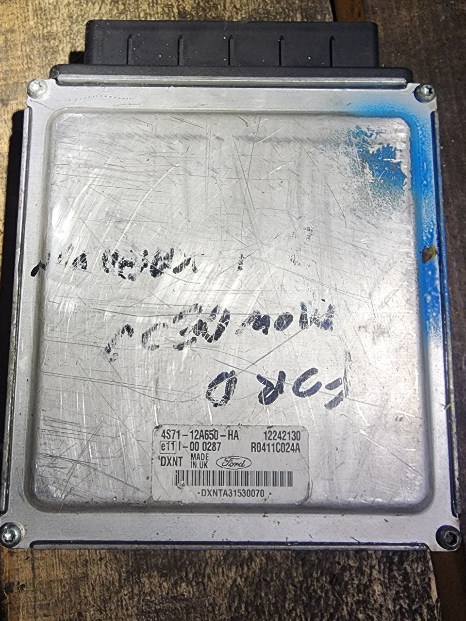 4S71 12A650 HA DXNT 12242130 R0411C024A Ford Engine Control Unit