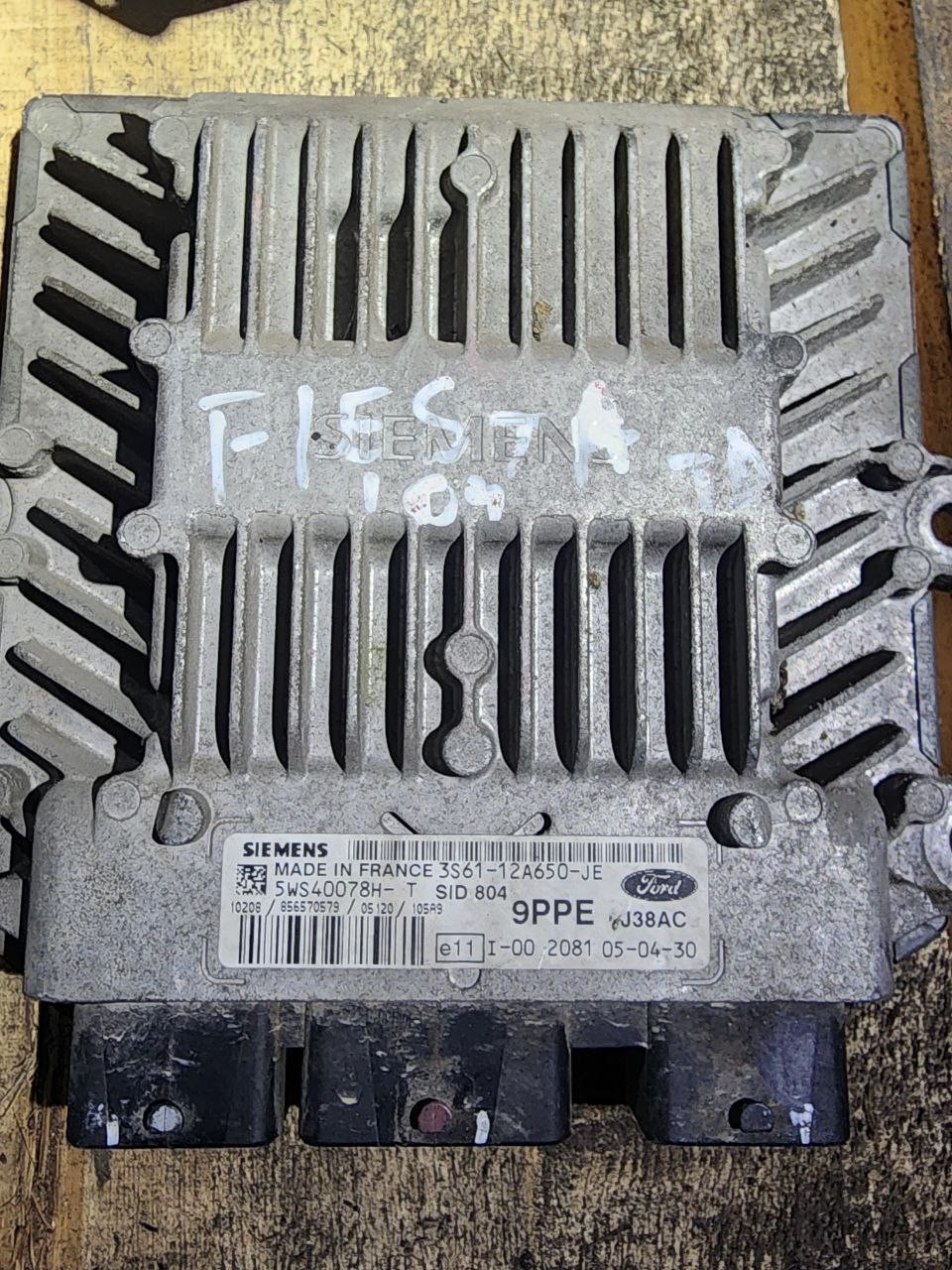 3S61 12A650 JE Siemens 9PPE J38AC SID804 5WS40078H T Ford ECU