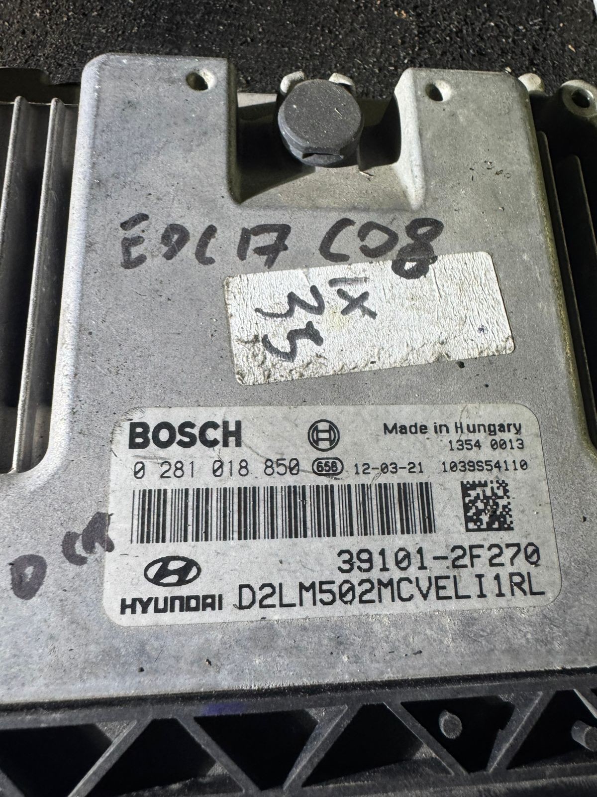 39101 2F270 Bosch 0281018850 Hyundai Kia Engine Control Unit ECU