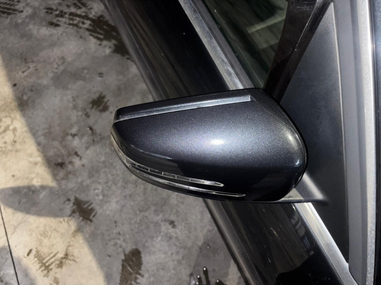 Mercedes W204 Right Wing Mirror 2012 Folding Electric With LED Indicator