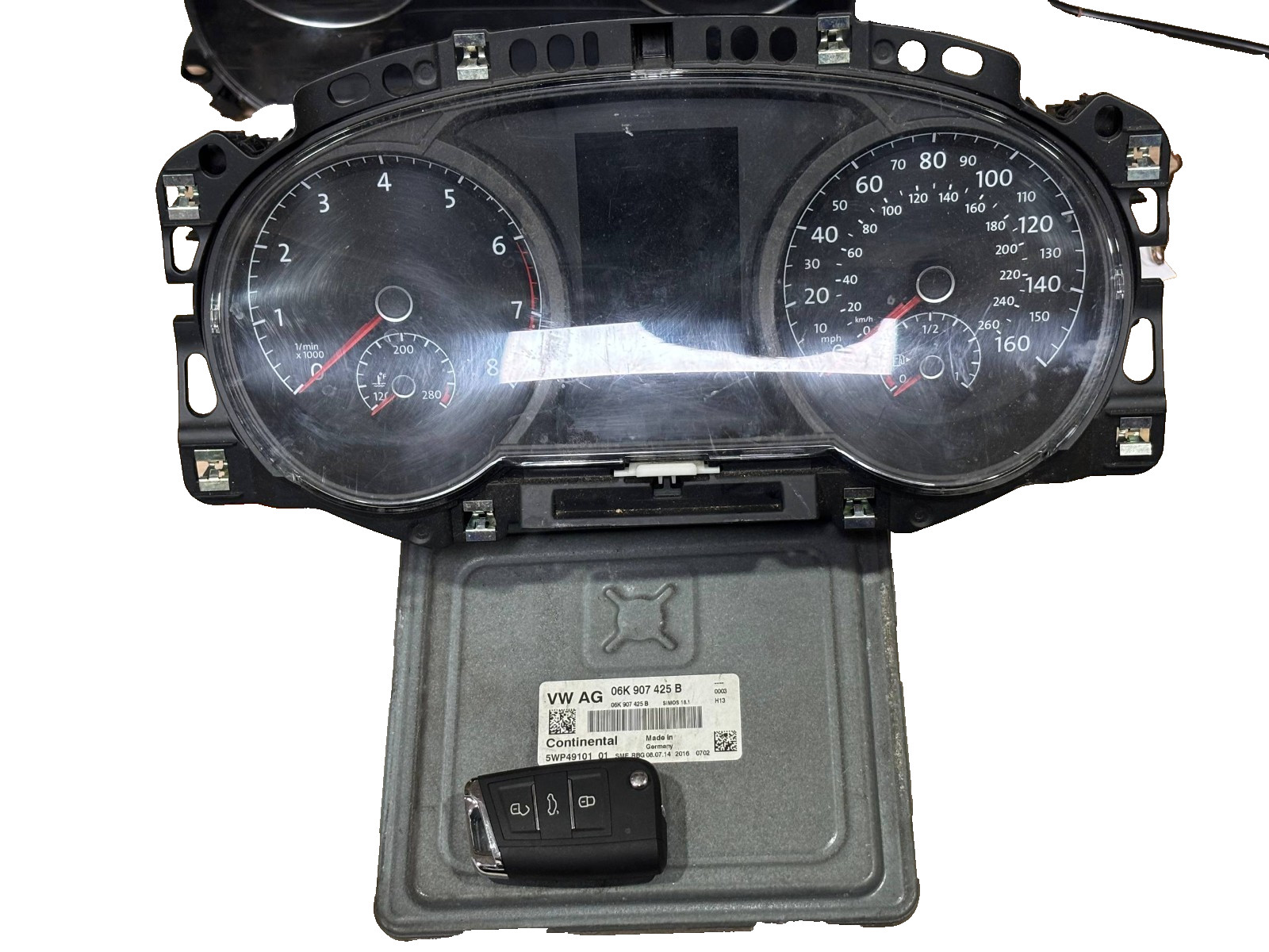 VW Golf 7 ECU 06K907425B + Cluster 5G1920840 + Key Set Continental SIMOS 18.1