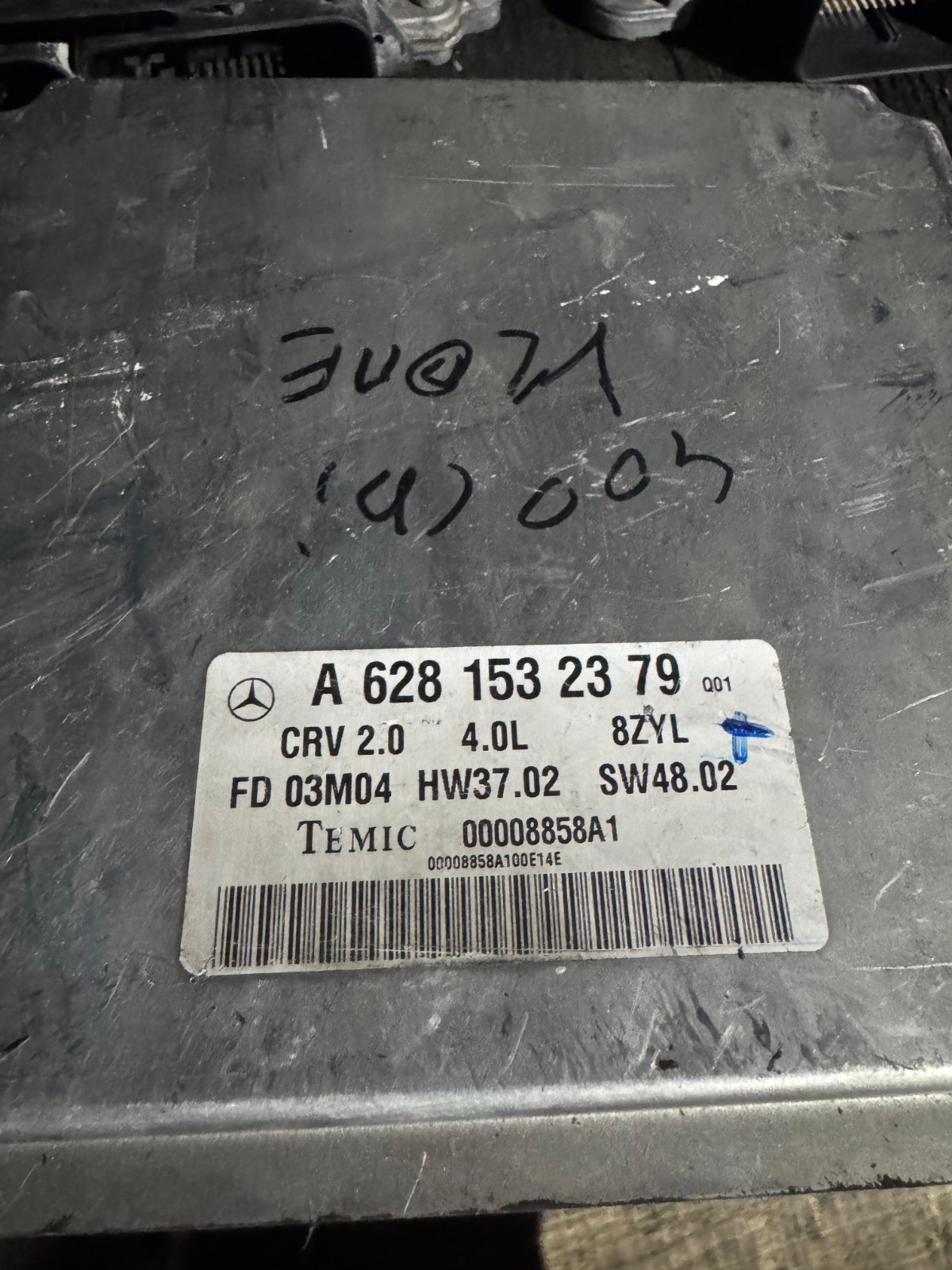 Mercedes ECU A6281532379 Bosch CRV2.0 00008858A1 Engine Control Unit