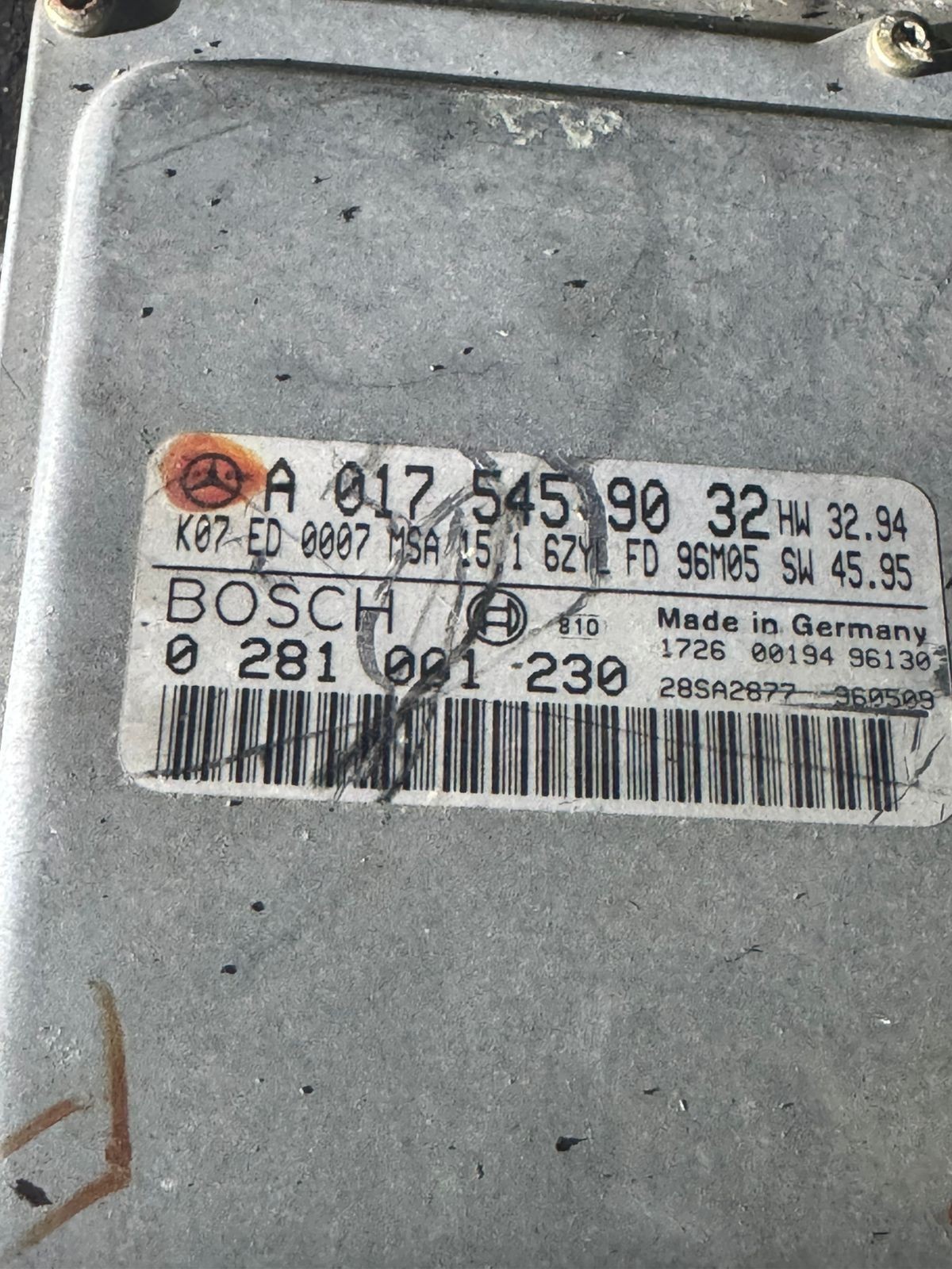 Bosch A0175459032 0281001230 ECU Engine Control Module OEM Good Condition