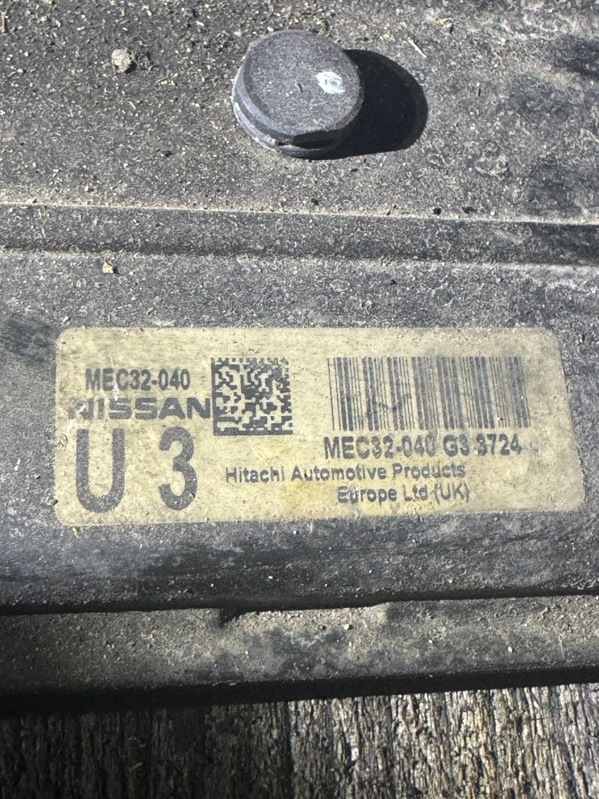 Nissan MEC32040 G3 3724 Engine ECU Control Module OEM Good Condition