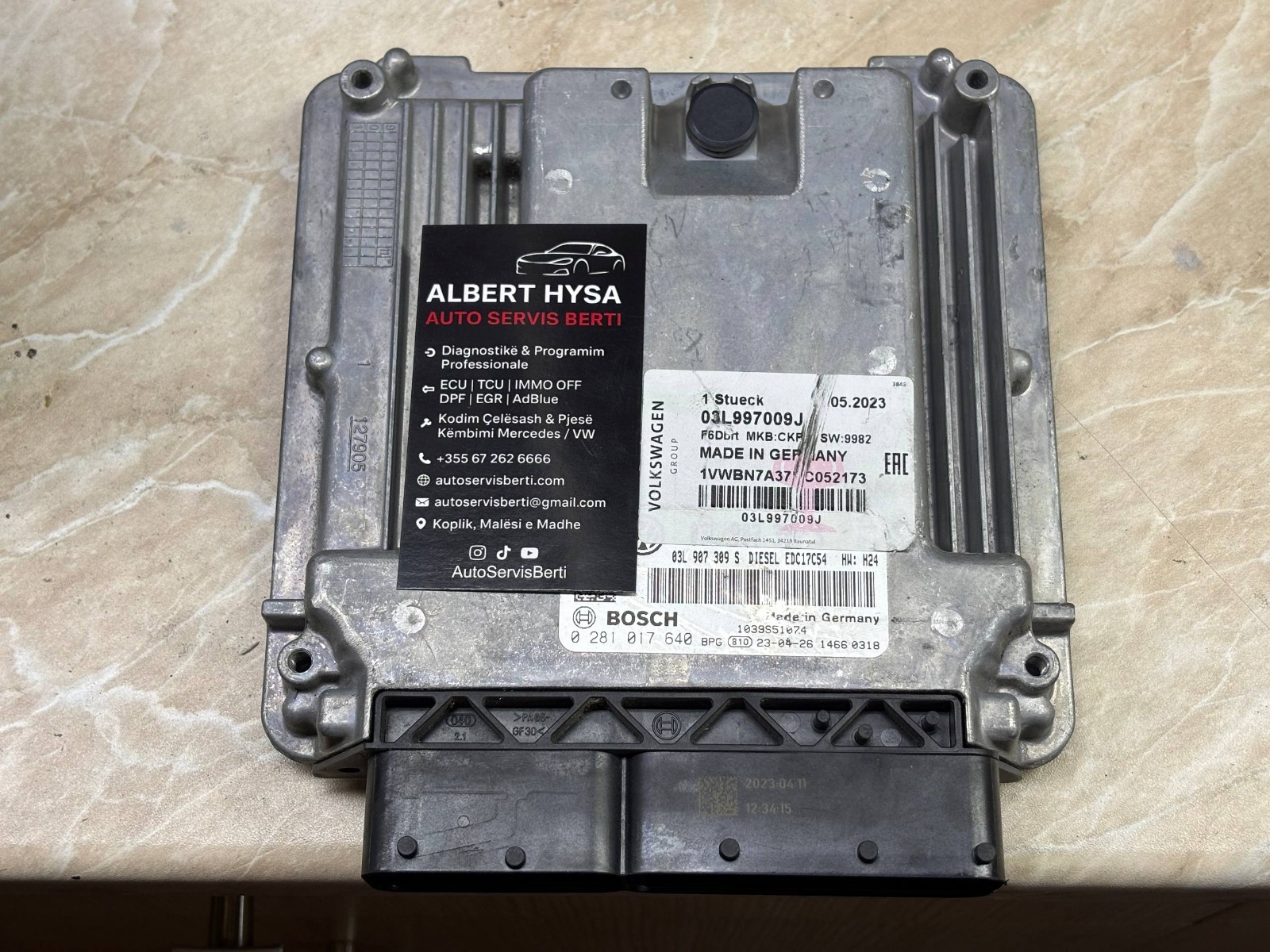 VW ECU 03L997009J Bosch 0281017640 EDC17C54 Diesel Unit