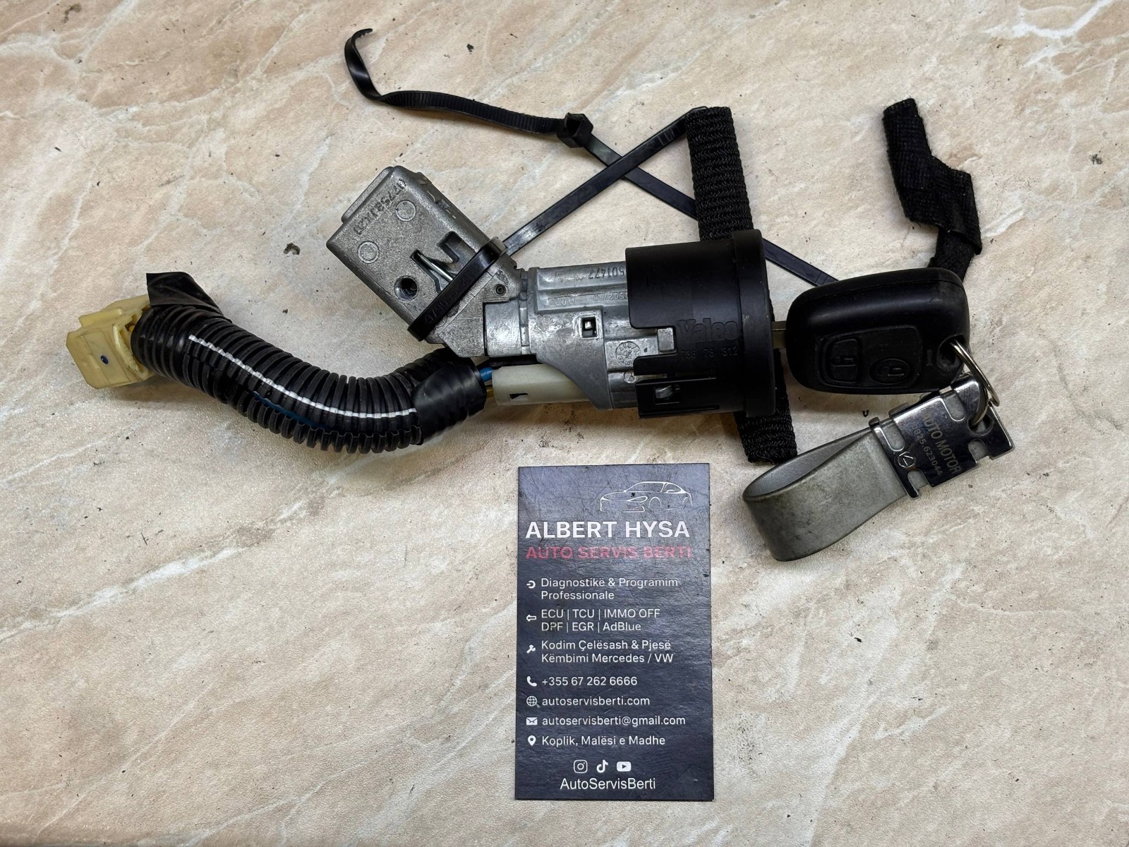 Peugeot Citroën Ignition Barrel With Key Valeo 73678312 – OEM Lock Set