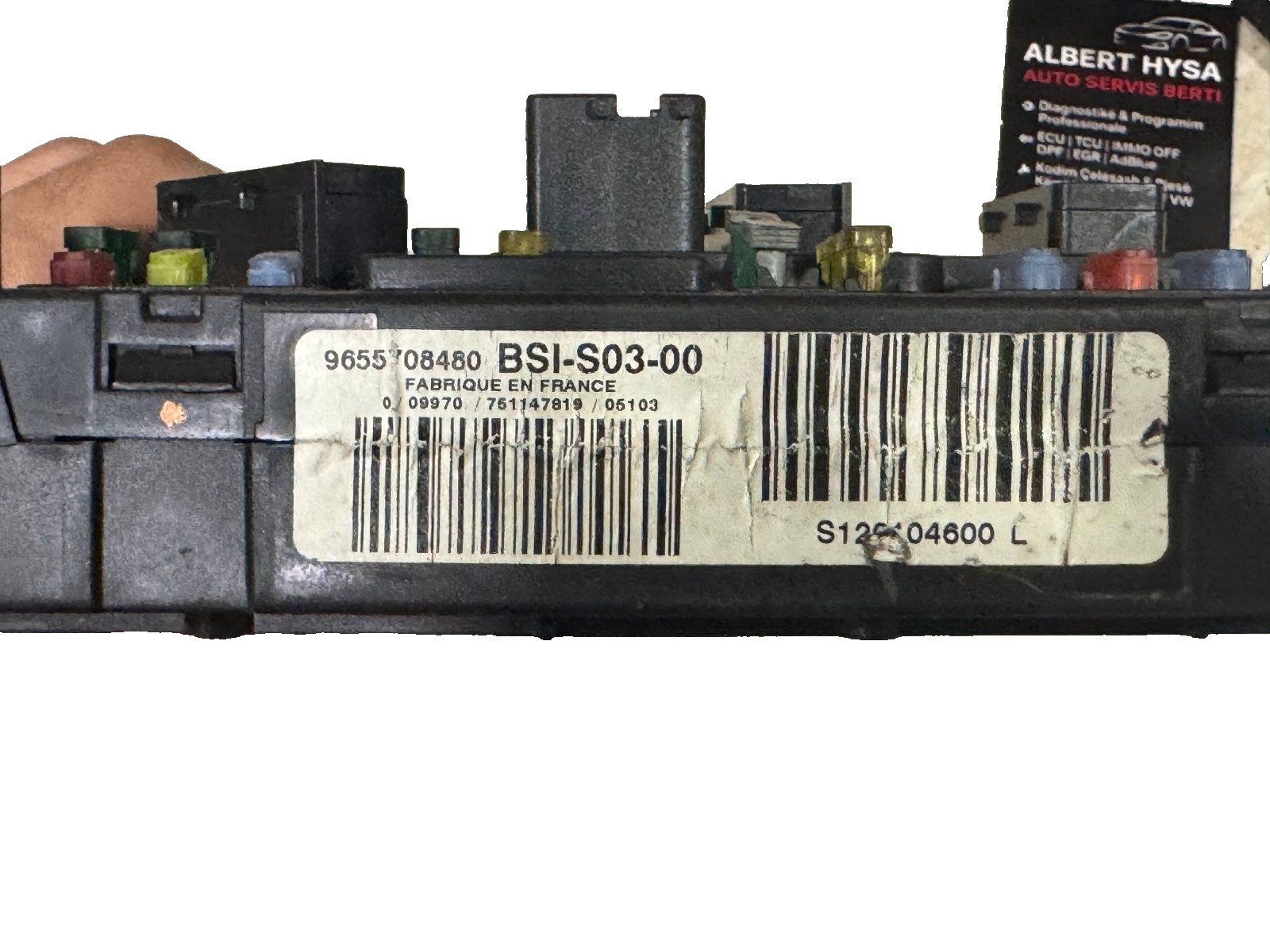Peugeot 107 BSI Module 9655708480 / S120104600L / BSI-S03-00 – Siemens Fuse Box