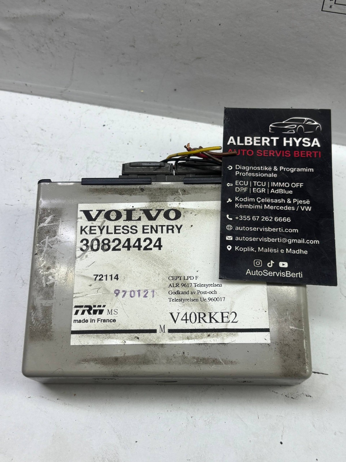 Volvo Keyless Entry Module 30824424 – V40RKE2 Remote Control Unit